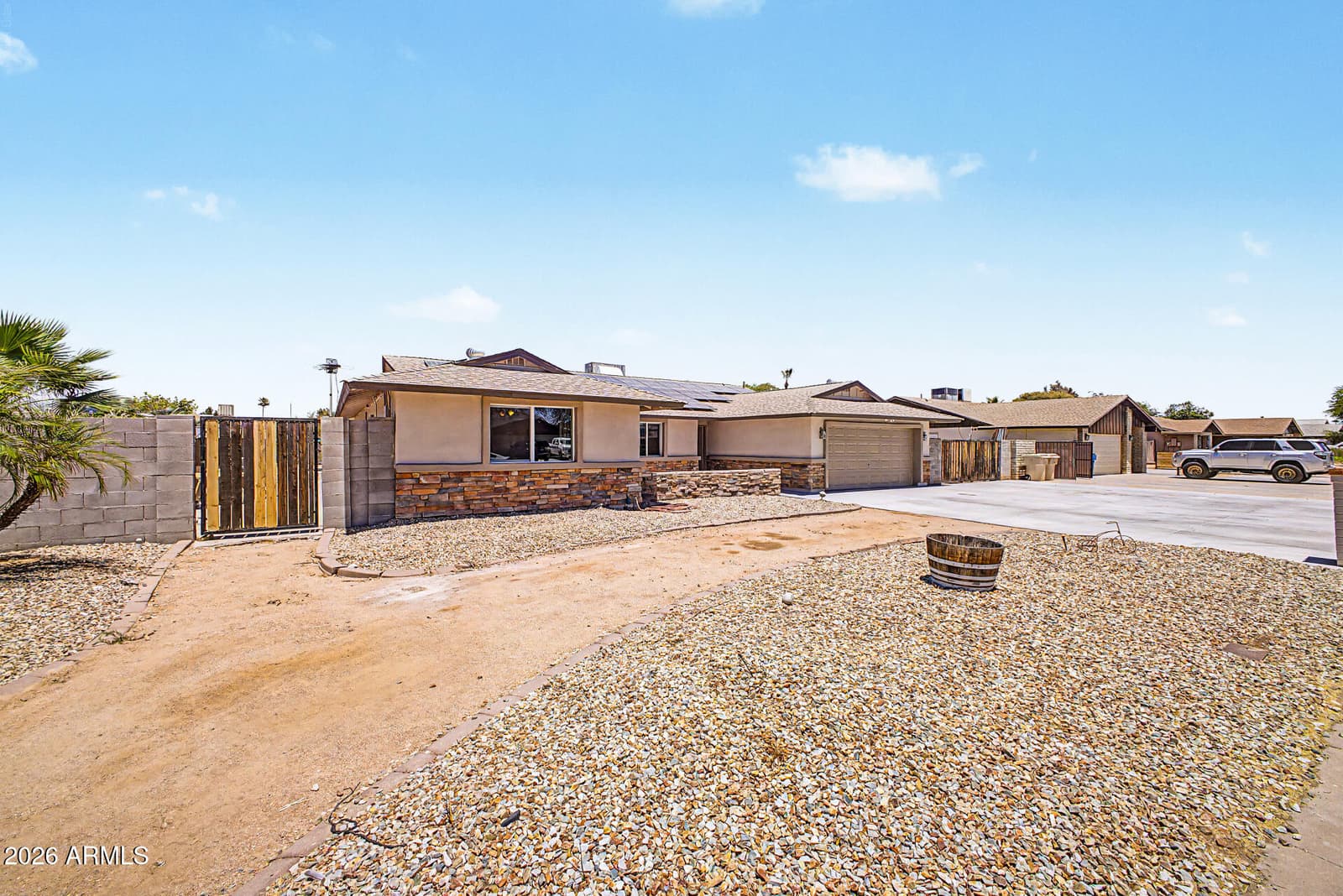 5740 W MARCONI Avenue, Glendale, AZ 85306 — photo 3 of 45