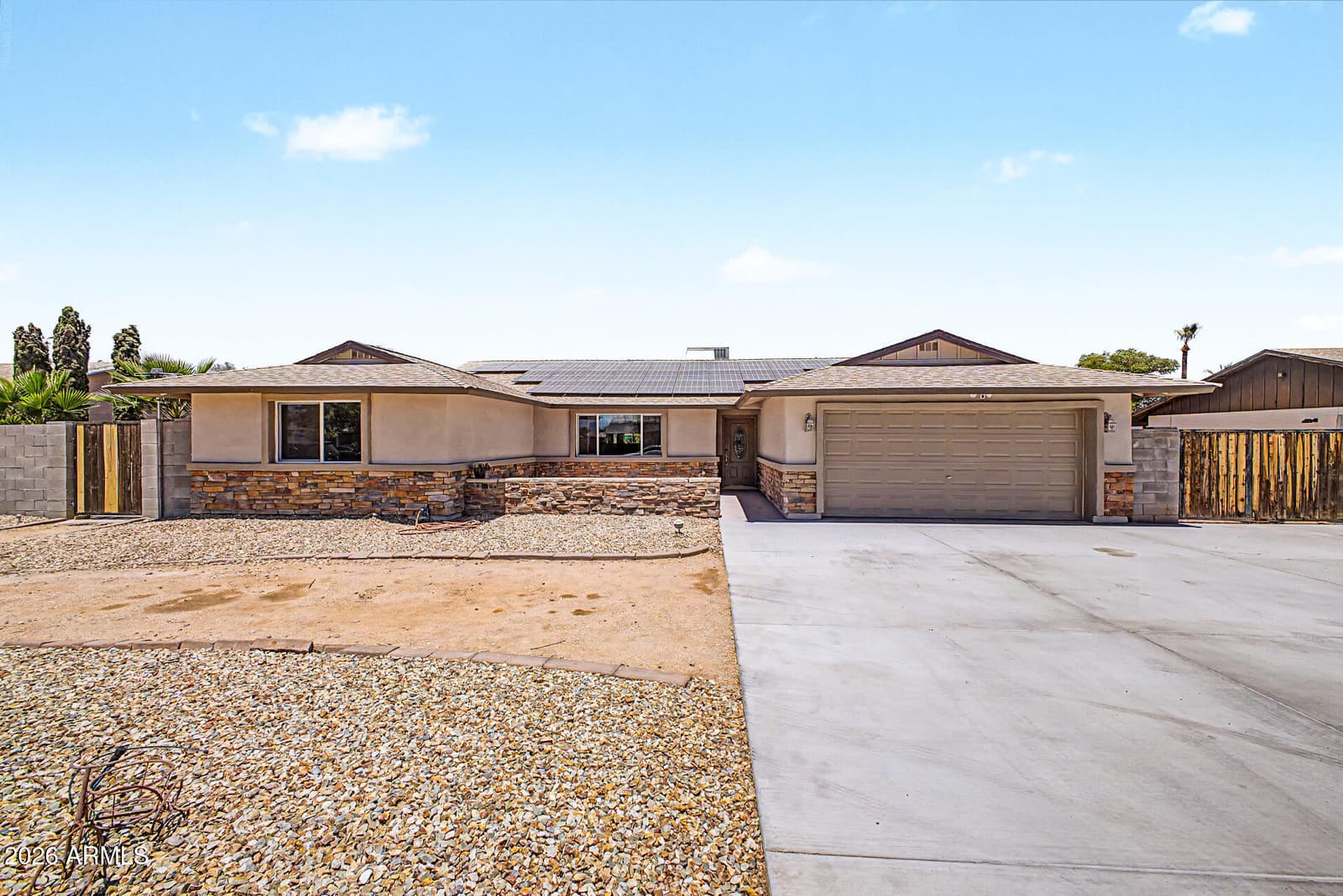 5740 W MARCONI Avenue, Glendale, AZ 85306 — photo 1 of 45