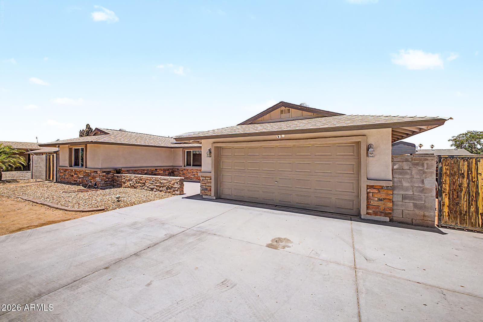 5740 W MARCONI Avenue, Glendale, AZ 85306 — photo 5 of 45