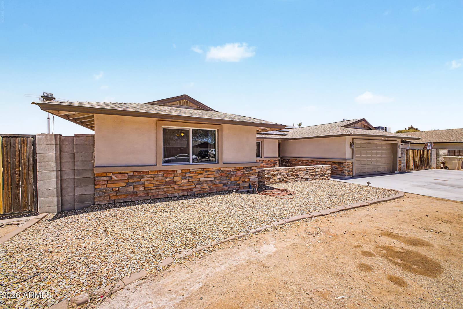 5740 W MARCONI Avenue, Glendale, AZ 85306 — photo 4 of 45