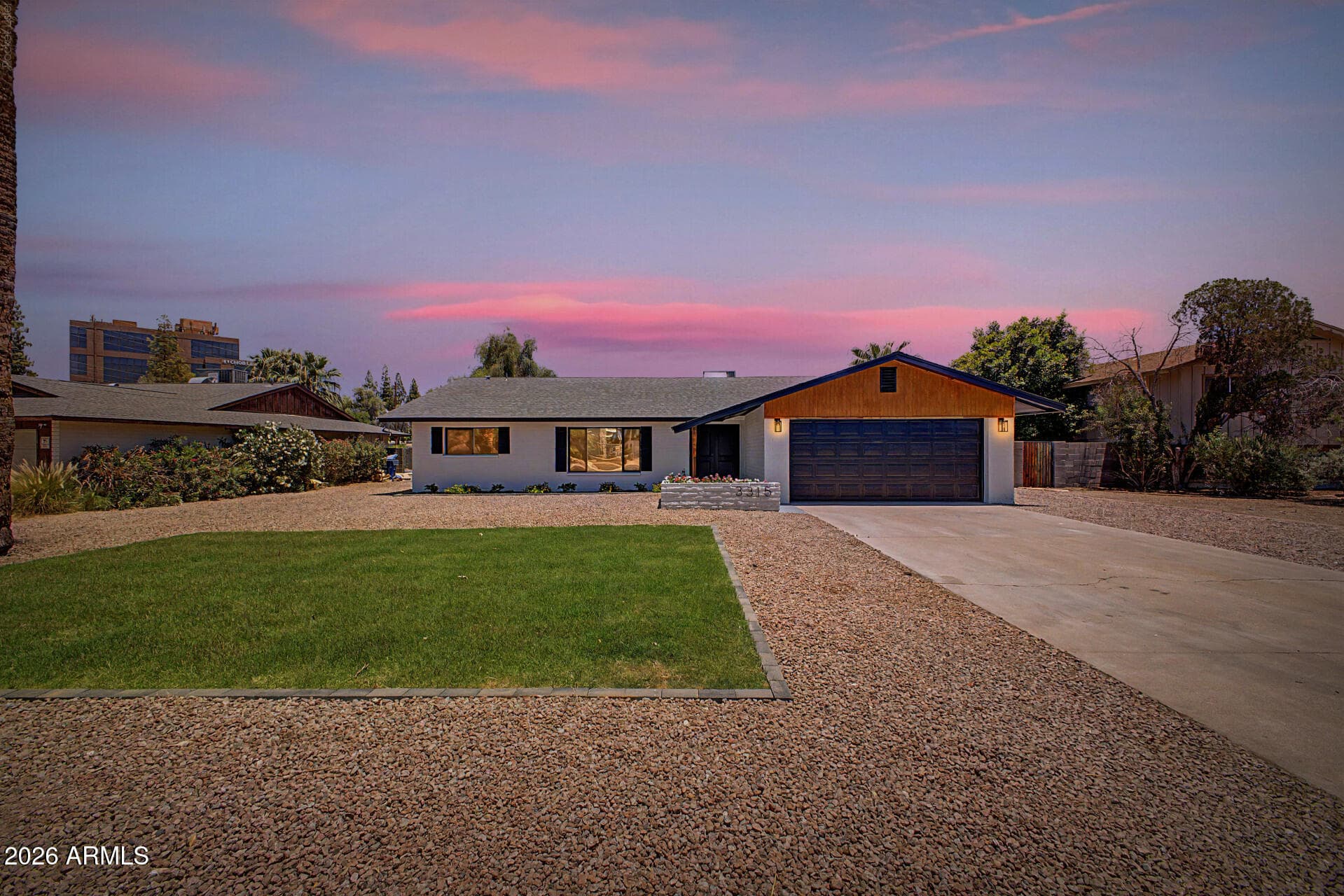 3315 S DORSEY Lane, Tempe, AZ 85282 — photo 4 of 33