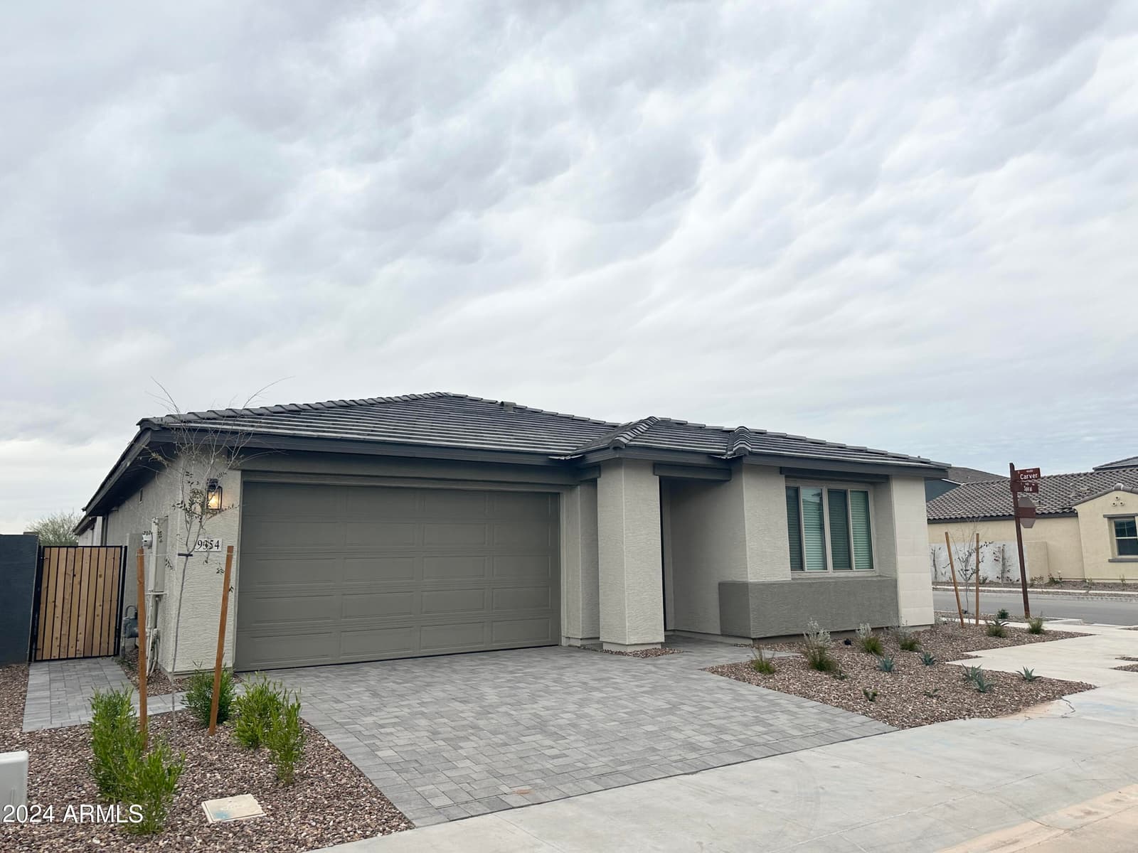 9354 E SPIRAL Avenue, Mesa, AZ 85212 — photo 3 of 32