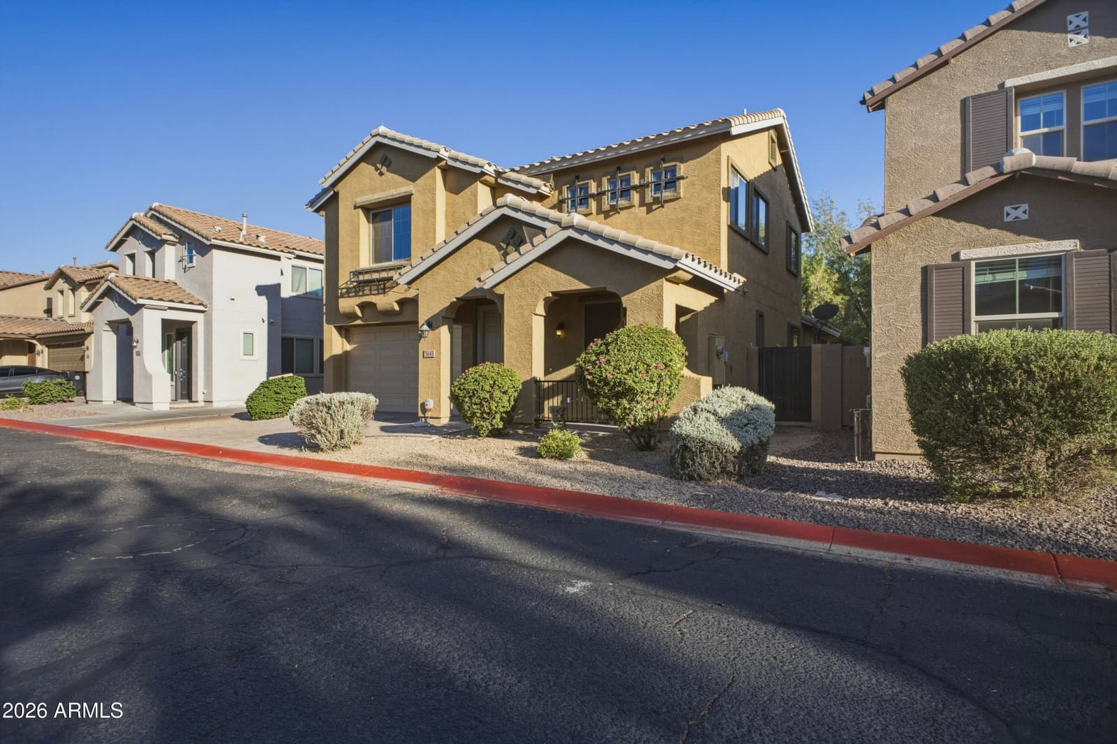 5643 E ALDER Avenue, Mesa, AZ 85206 — photo 3 of 33