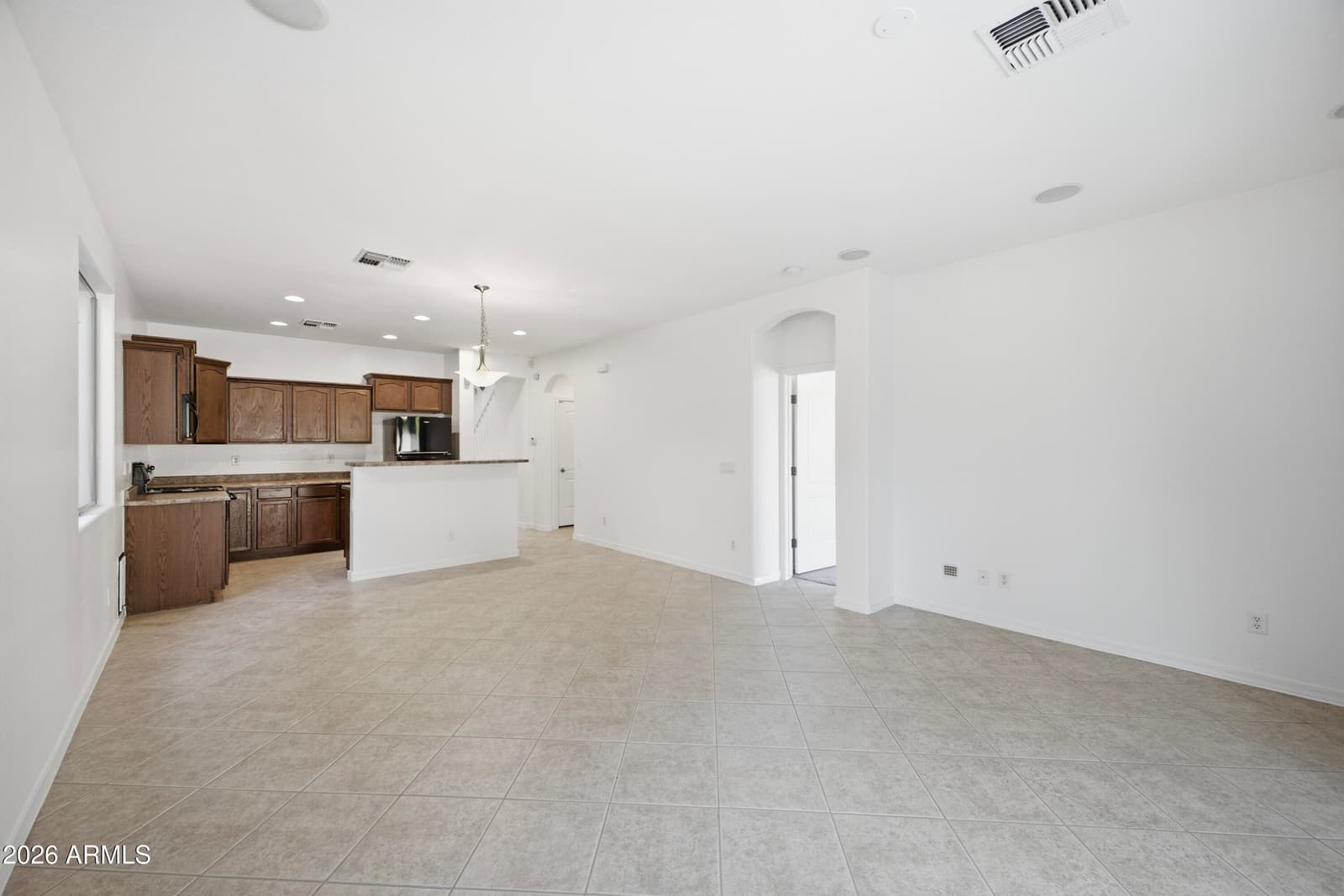 5643 E ALDER Avenue, Mesa, AZ 85206 — photo 10 of 33