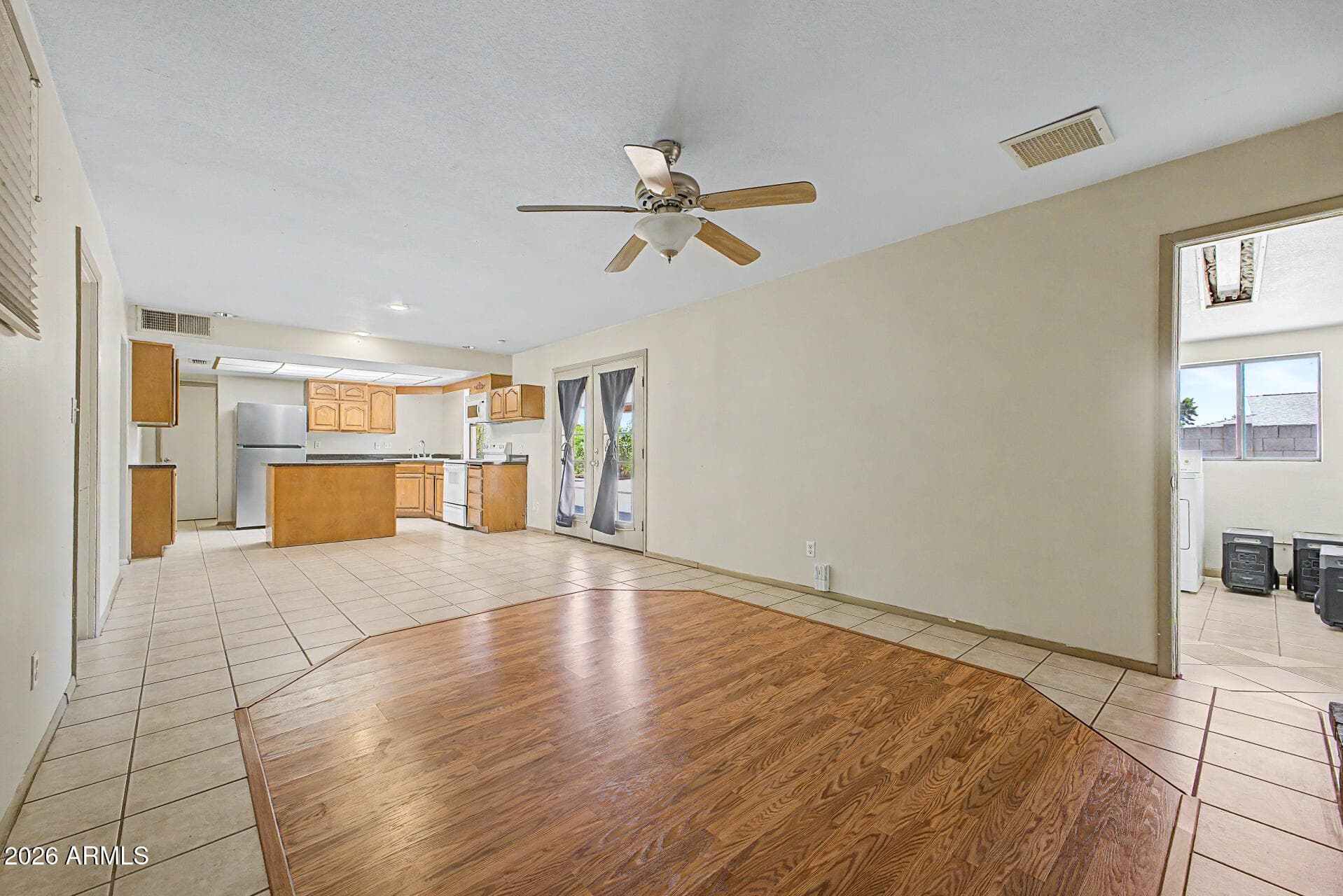 1063 E LOYOLA Drive, Tempe, AZ 85282 — photo 12 of 37