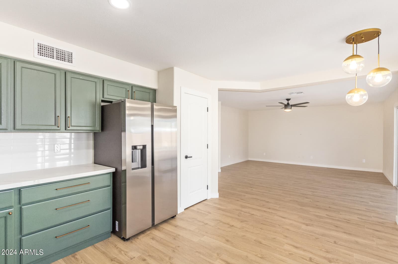 1018 W Kings Avenue, Phoenix, AZ 85023 — photo 12 of 37