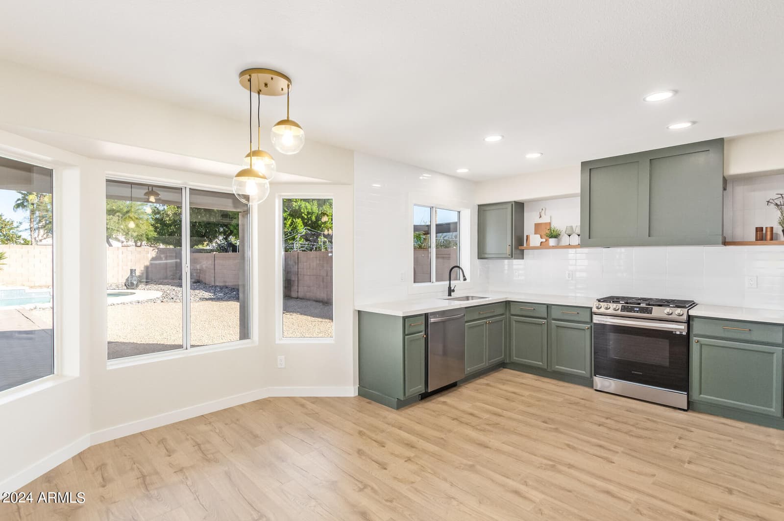1018 W Kings Avenue, Phoenix, AZ 85023 — photo 15 of 37