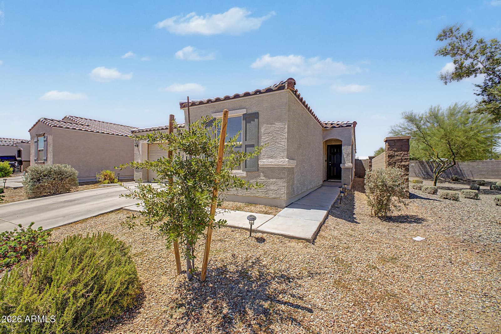714 E MOUNTAIN VIEW Drive, Avondale, AZ 85323 — photo 5 of 31