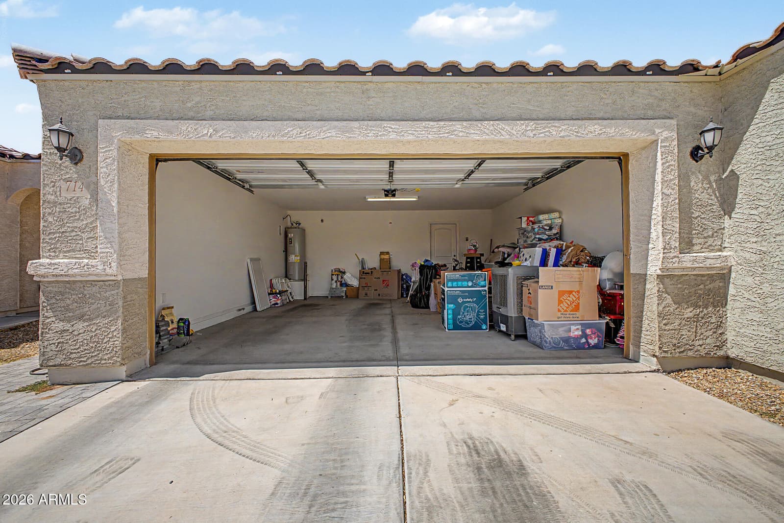 714 E MOUNTAIN VIEW Drive, Avondale, AZ 85323 — photo 7 of 31