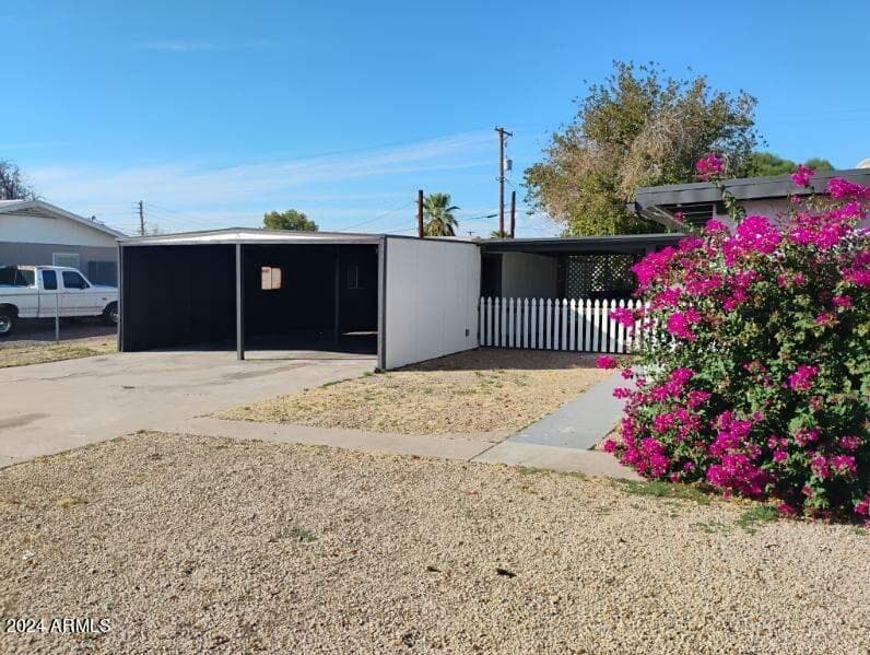 122 N SUNAIRE, Mesa, AZ 85205 — photo 4 of 30