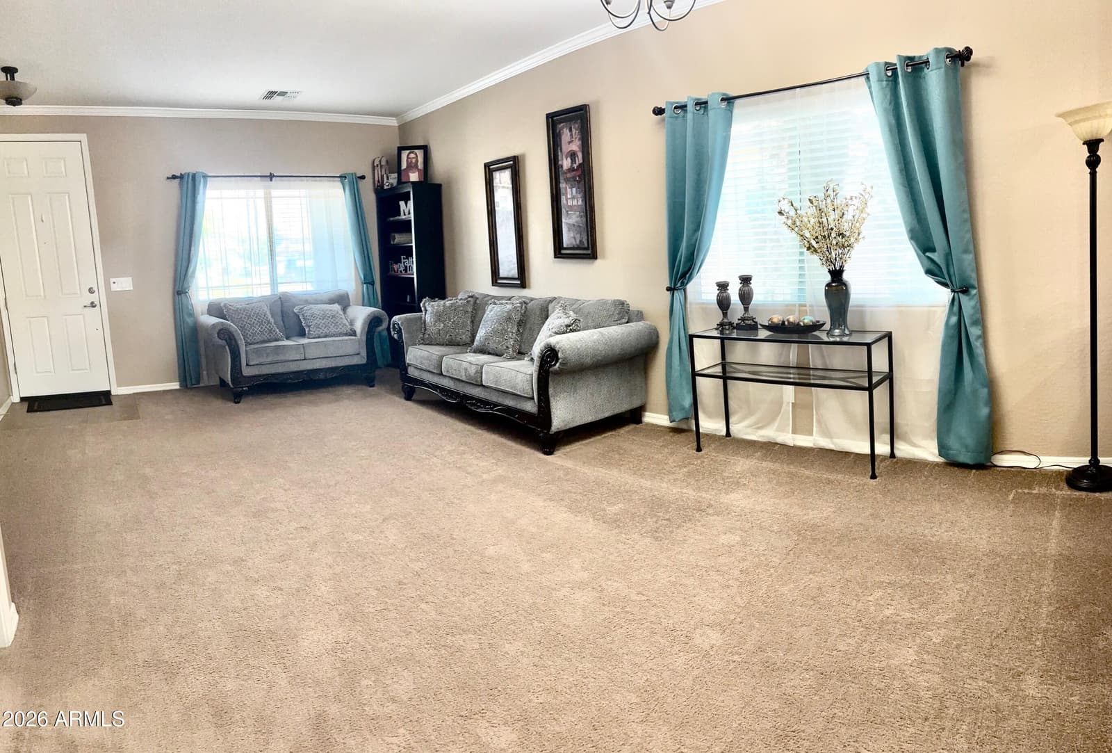 901 W WITT Avenue, San Tan Valley, AZ 85140 — photo 3 of 33