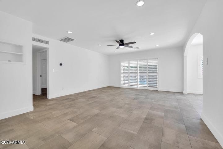 1107 E MARLETTE Avenue, Phoenix, AZ 85014 — photo 10 of 25