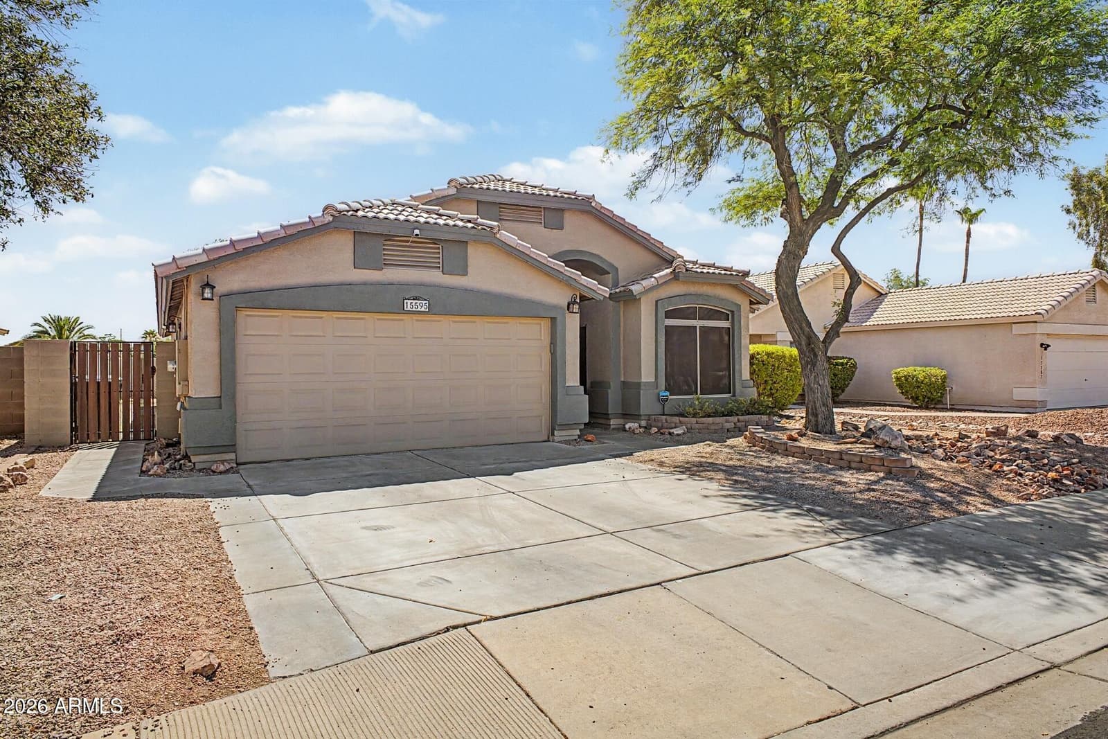 15595 N Lasso Drive, Surprise, AZ 85374 — photo 2 of 41