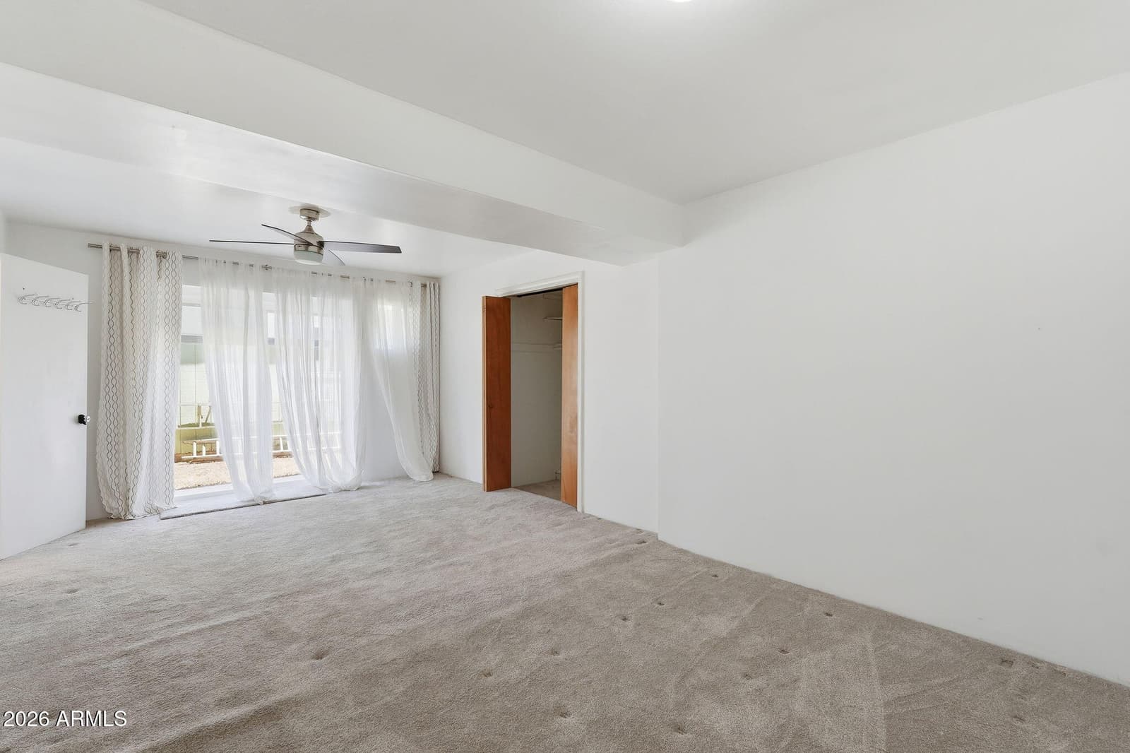 410 W PARKWAY Boulevard, Tempe, AZ 85281 — photo 17 of 46