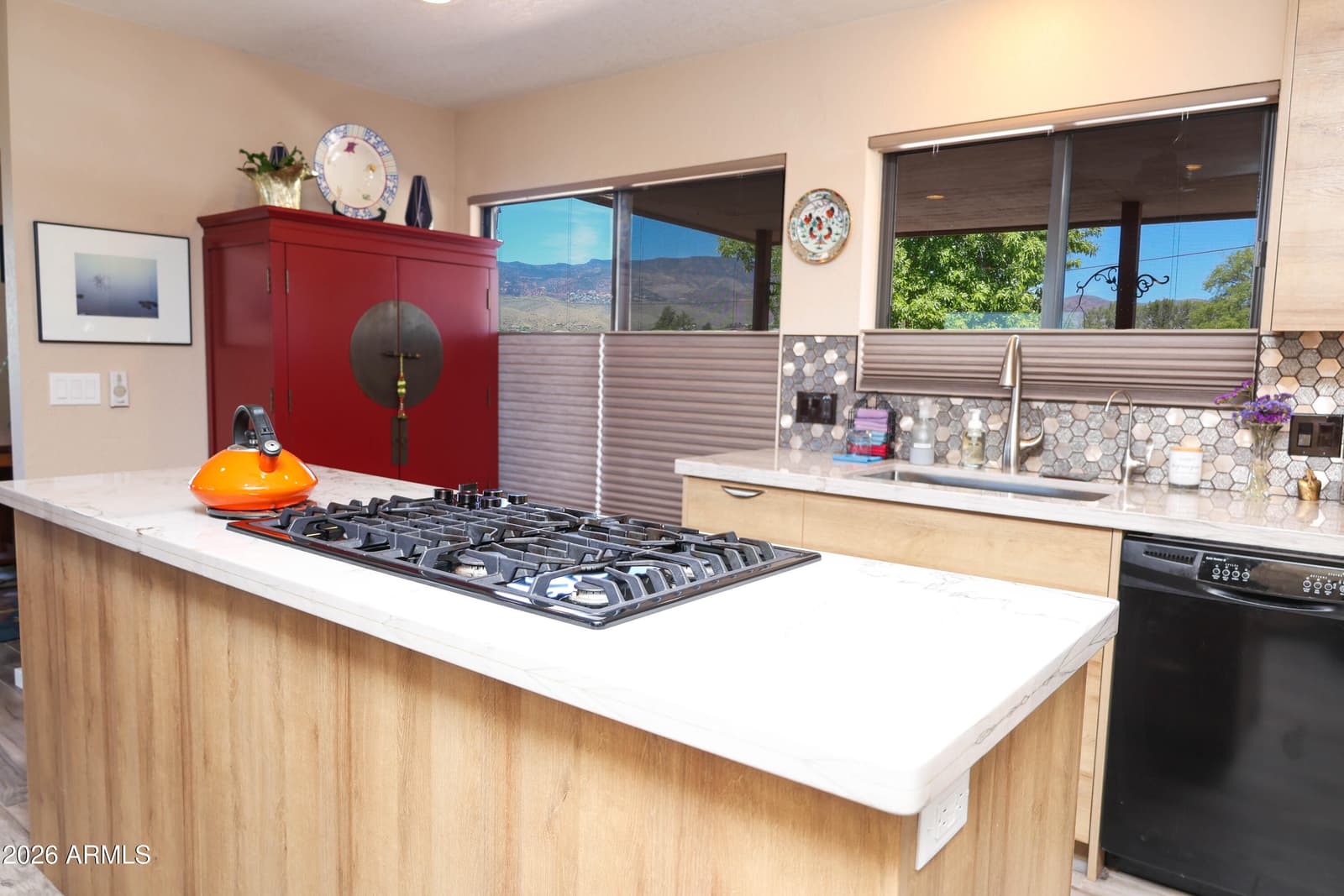 700 REDTAIL HAWK Drive, Clarkdale, AZ 86324 — photo 13 of 56