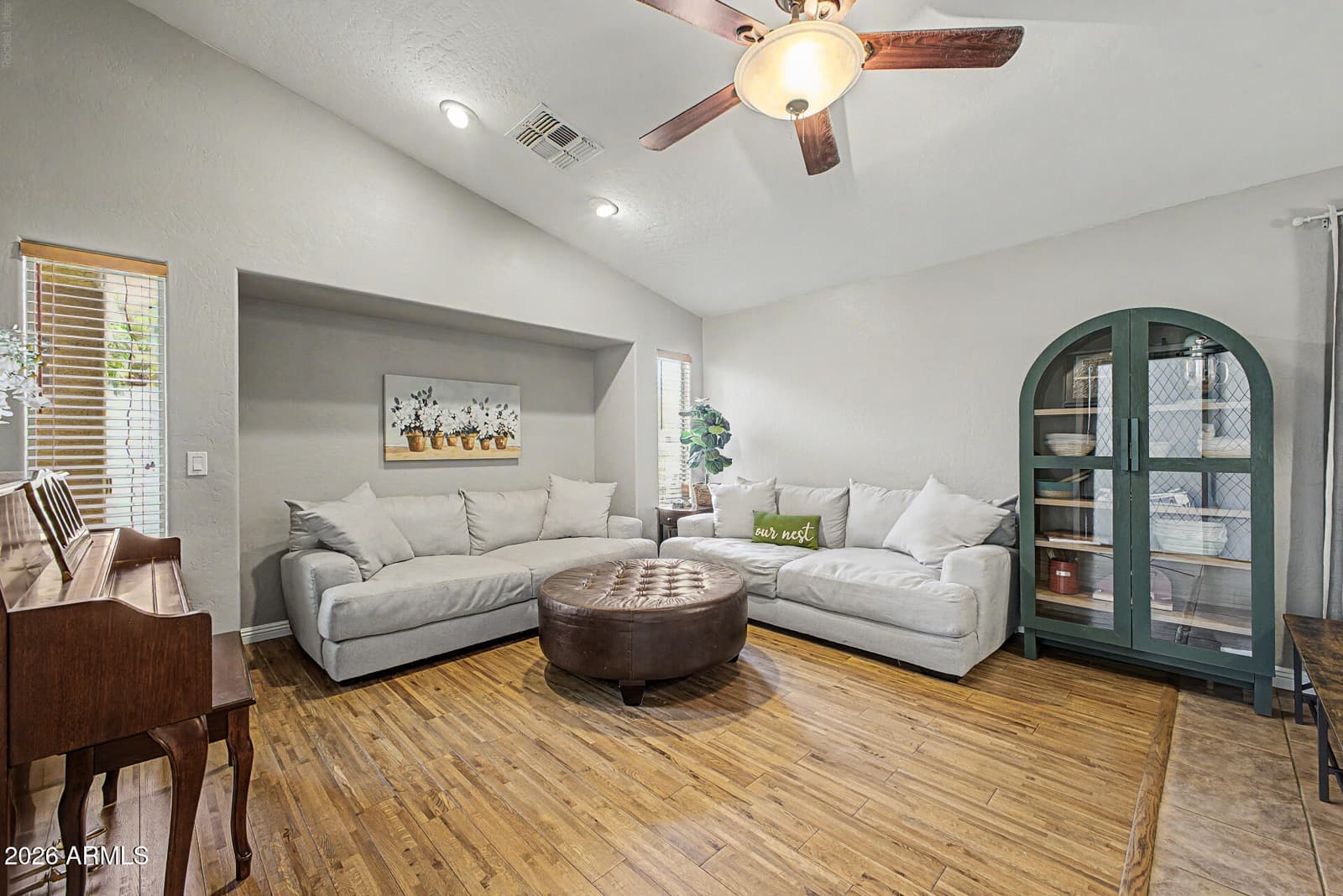 2265 W SUNSHINE BUTTE Drive, San Tan Valley, AZ 85144 — photo 7 of 34