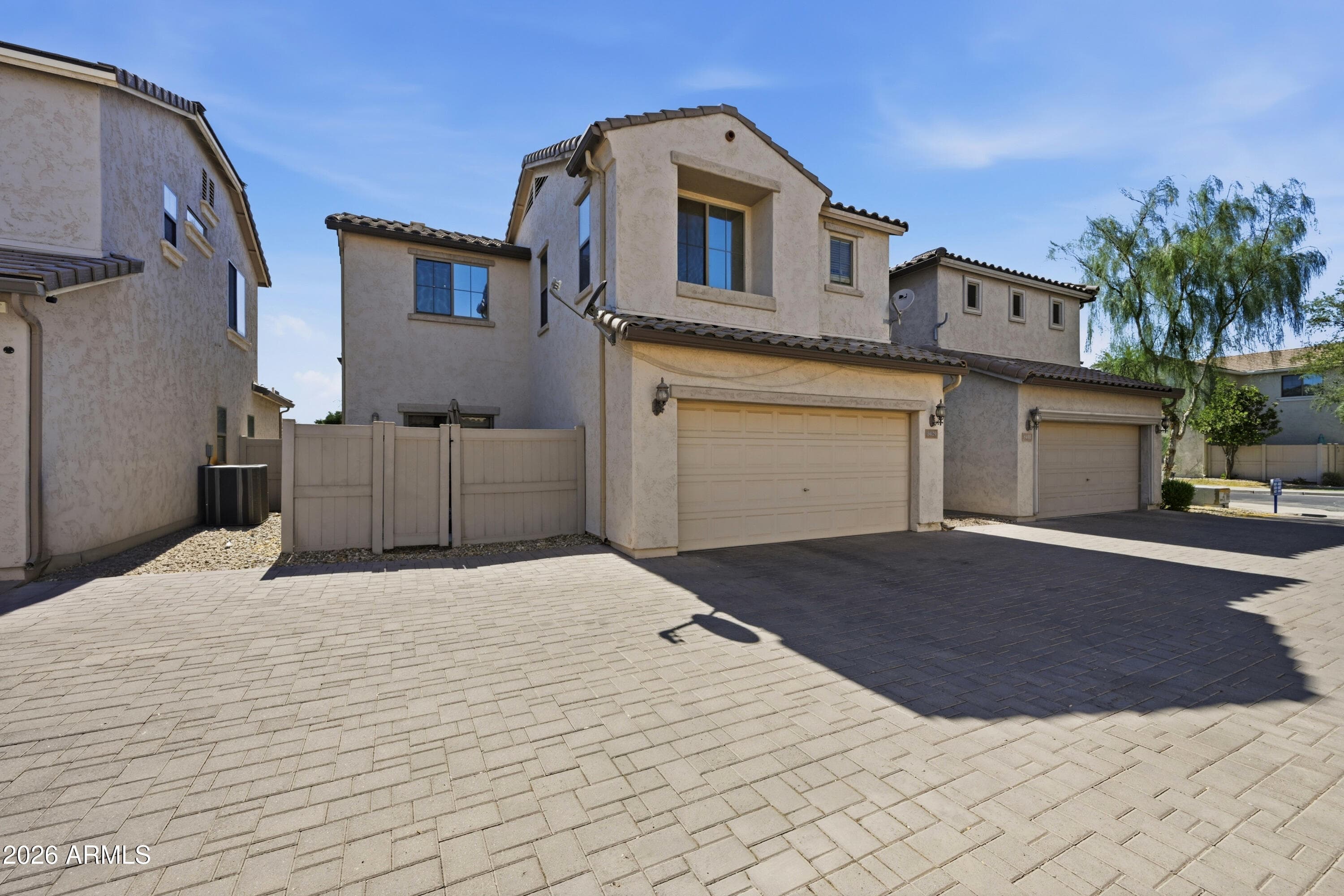 8429 W VERNON Avenue, Phoenix, AZ 85037 — photo 3 of 20