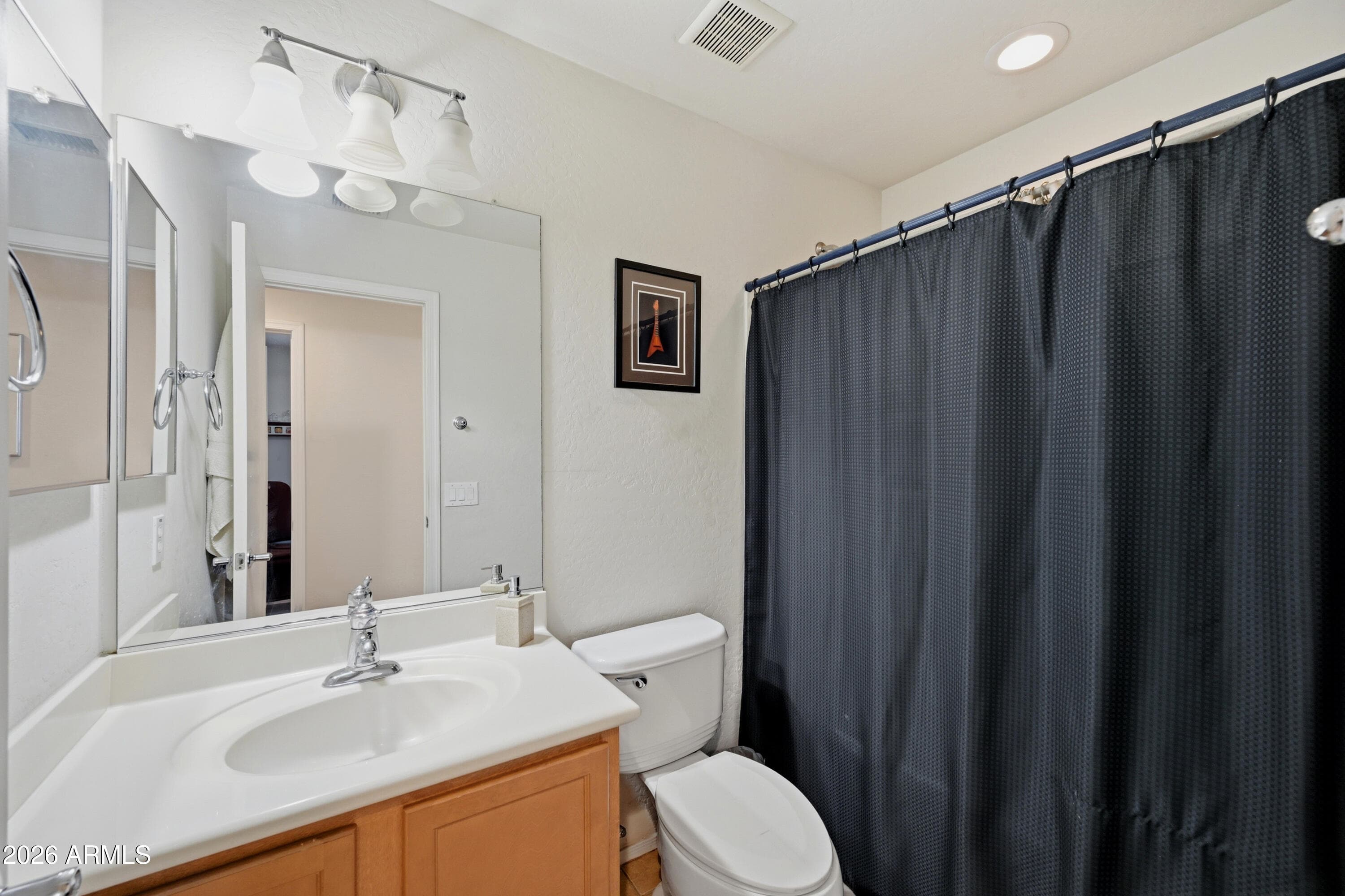 8429 W VERNON Avenue, Phoenix, AZ 85037 — photo 4 of 20
