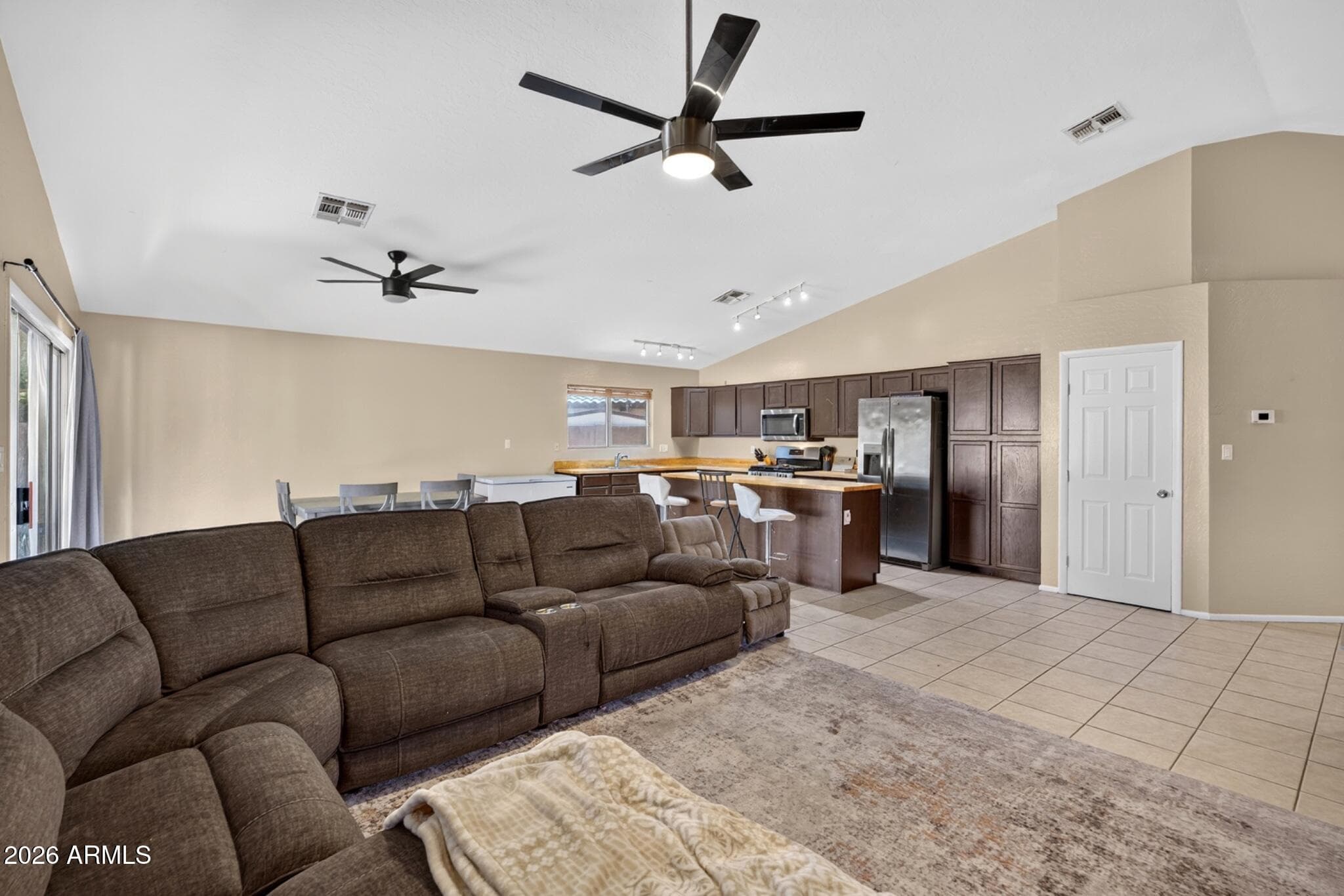 8756 W LONE CACTUS Drive, Peoria, AZ 85382 — photo 15 of 38