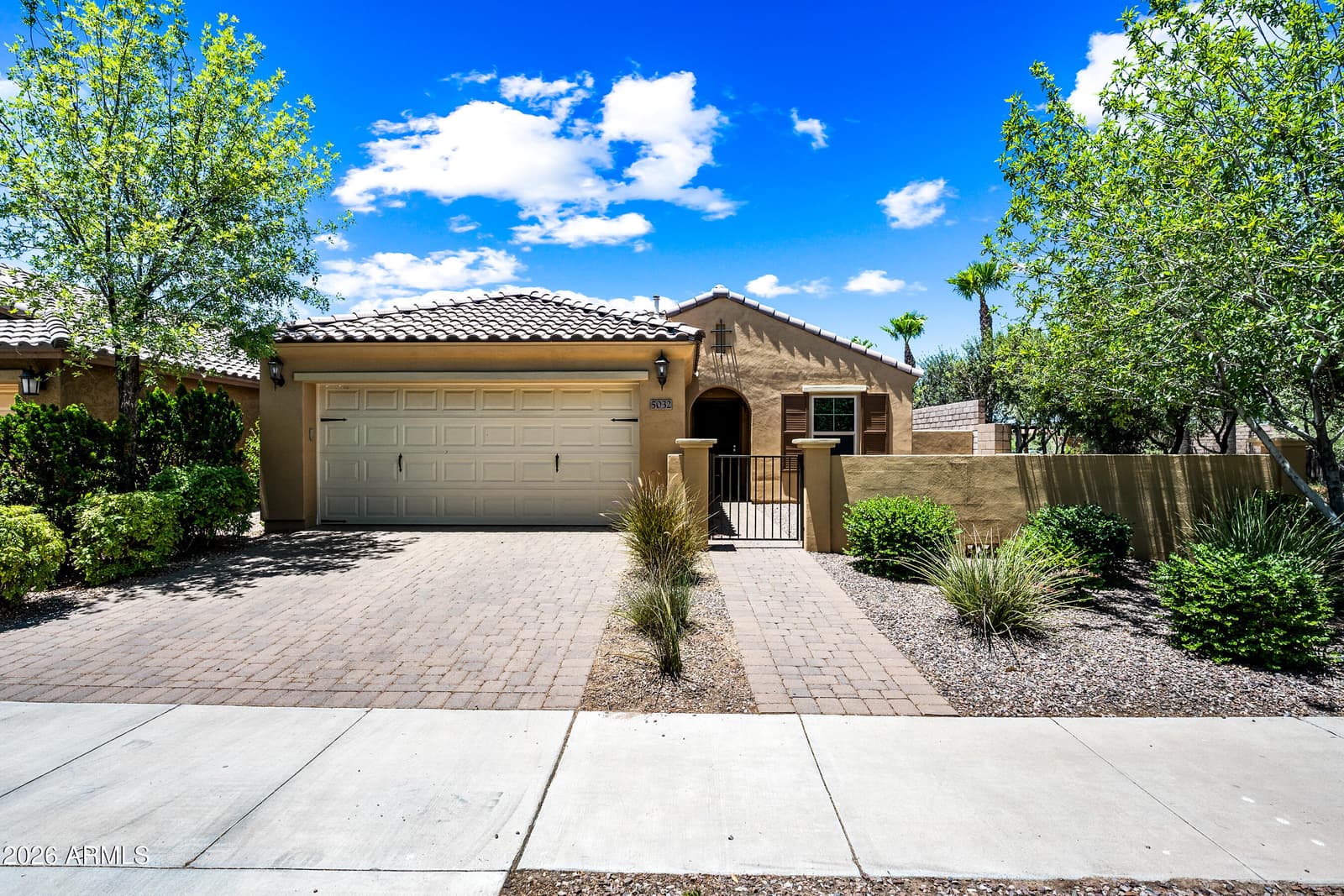 5032 S Curie Way, Mesa, AZ 85212