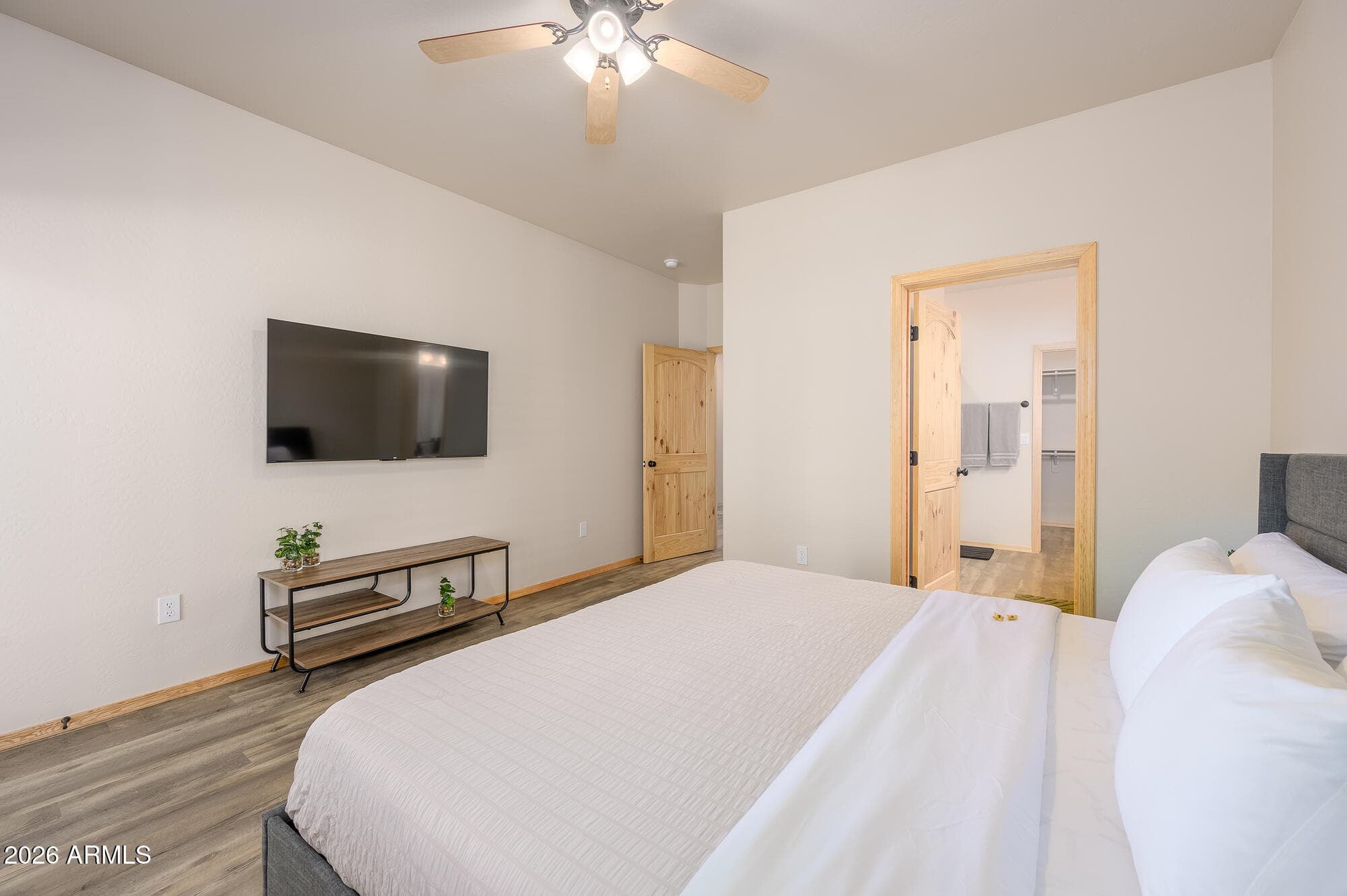 3590 W BLACK OAK Loop, Show Low, AZ 85901 — photo 10 of 42