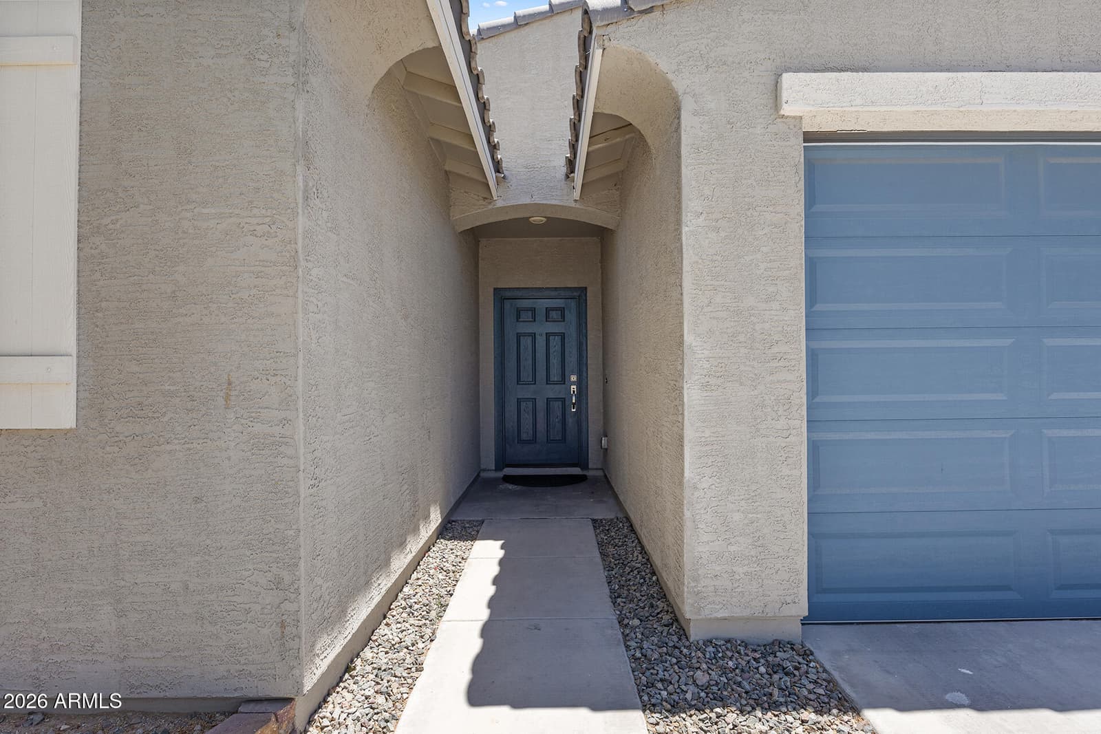 4121 S 67TH Drive, Phoenix, AZ 85043 — photo 4 of 40