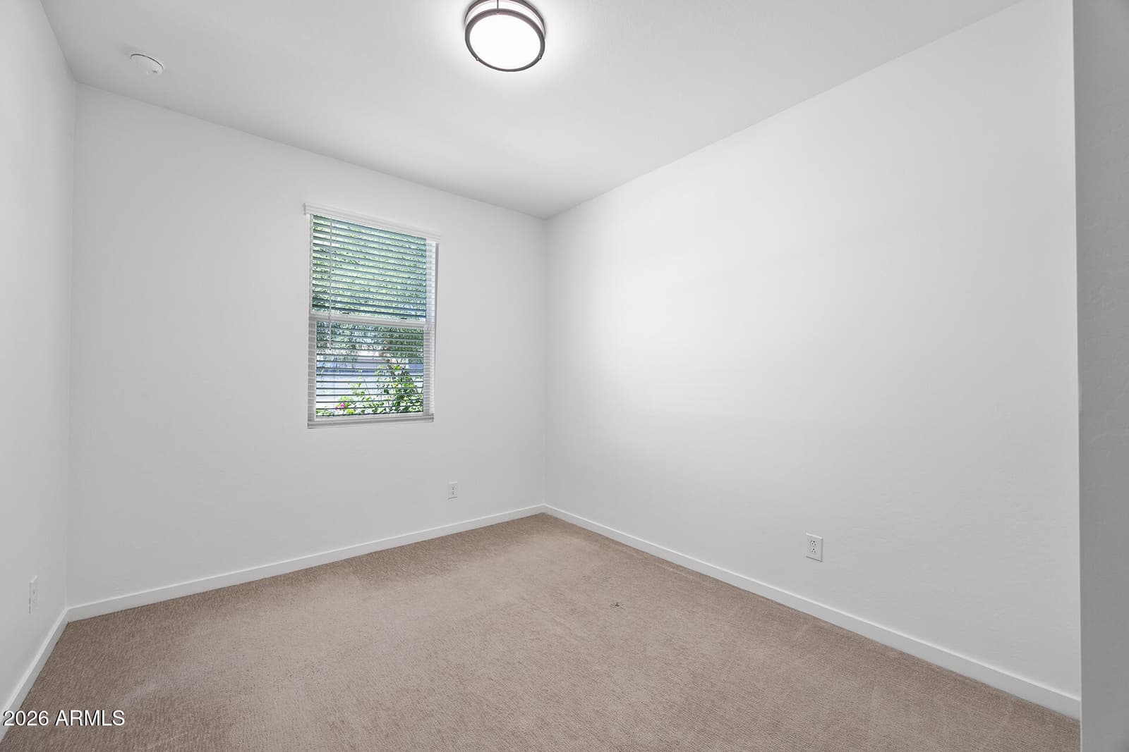 4121 S 67TH Drive, Phoenix, AZ 85043 — photo 10 of 40