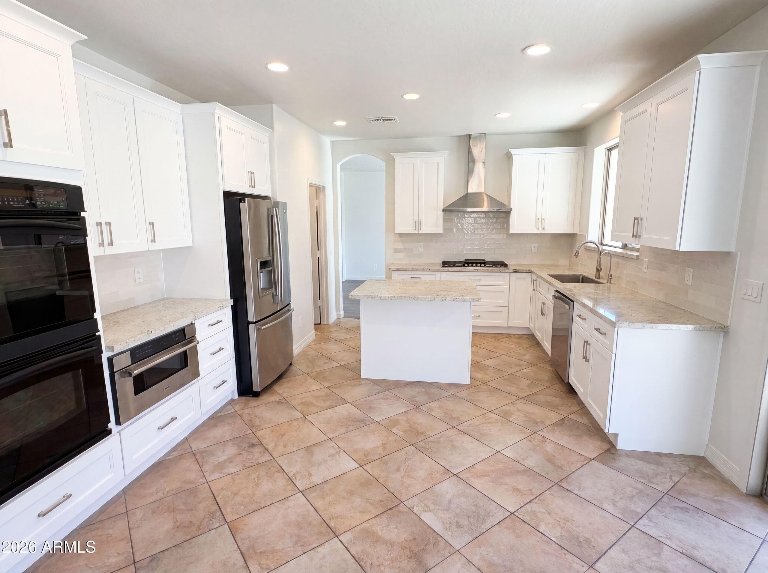 5032 W YEARLING Road, Phoenix, AZ 85083 — photo 9 of 41