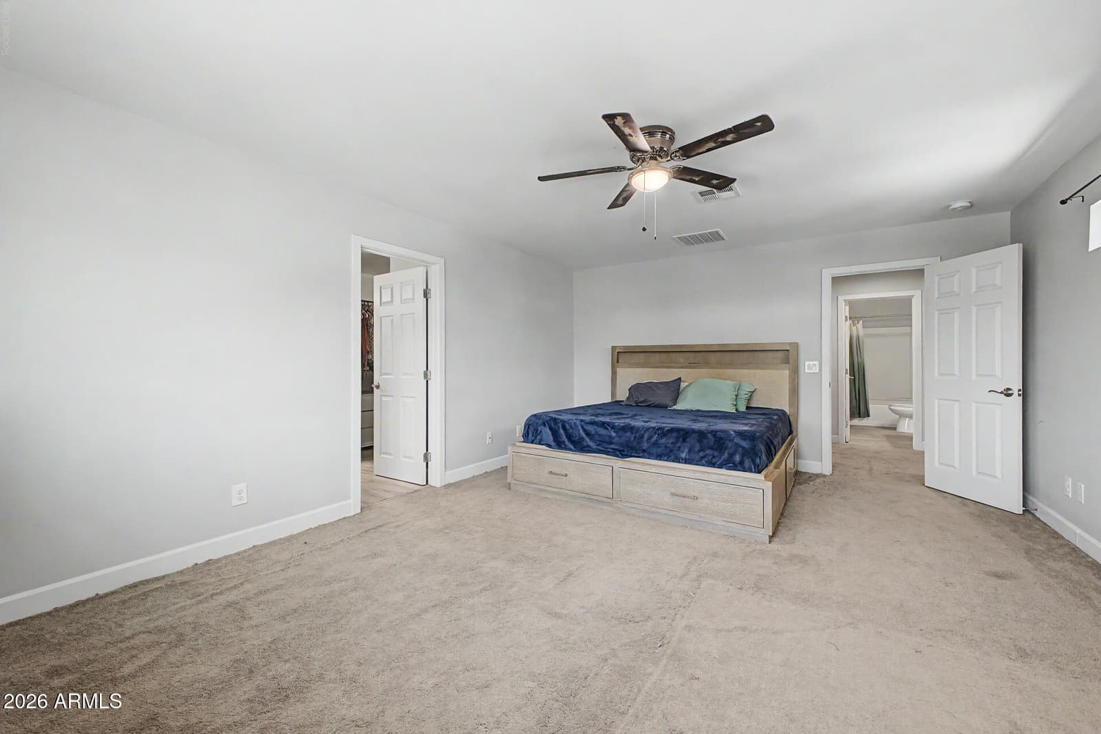 1018 E ODEUM Lane, Phoenix, AZ 85040 — photo 18 of 33