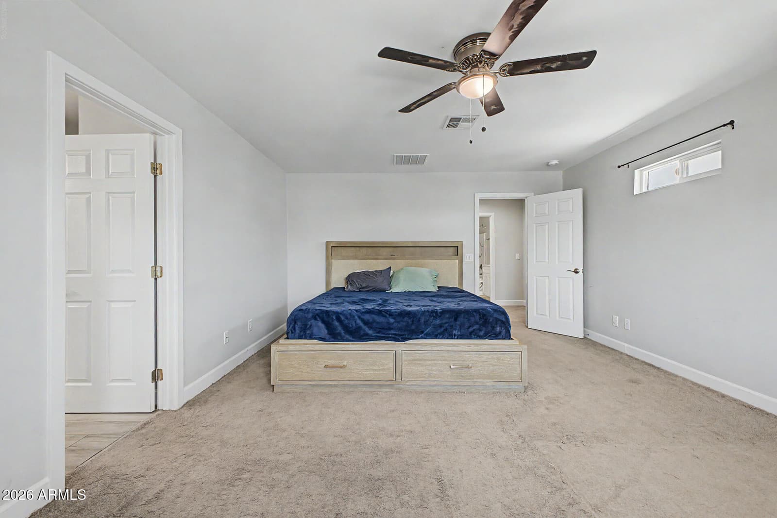 1018 E ODEUM Lane, Phoenix, AZ 85040 — photo 19 of 33