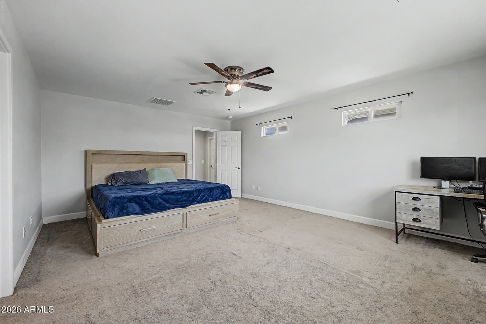 1018 E ODEUM Lane, Phoenix, AZ 85040 — photo 20 of 33