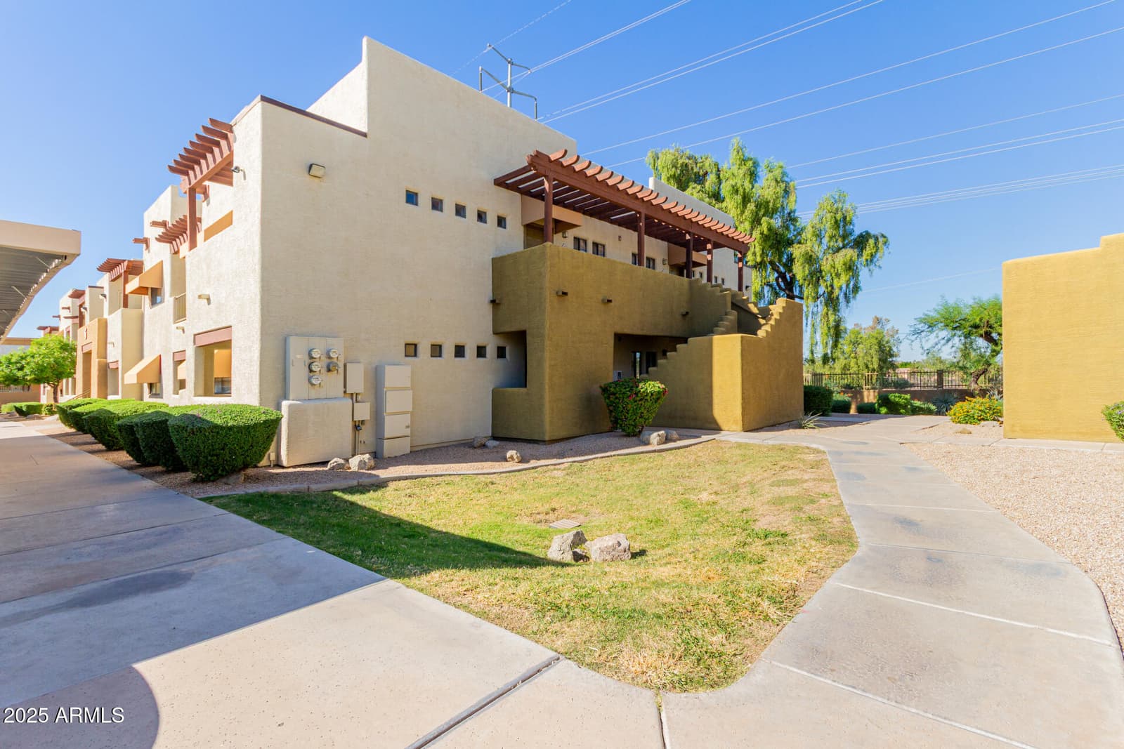 3434 E BASELINE Road 141, Phoenix, AZ 85042 — photo 3 of 39