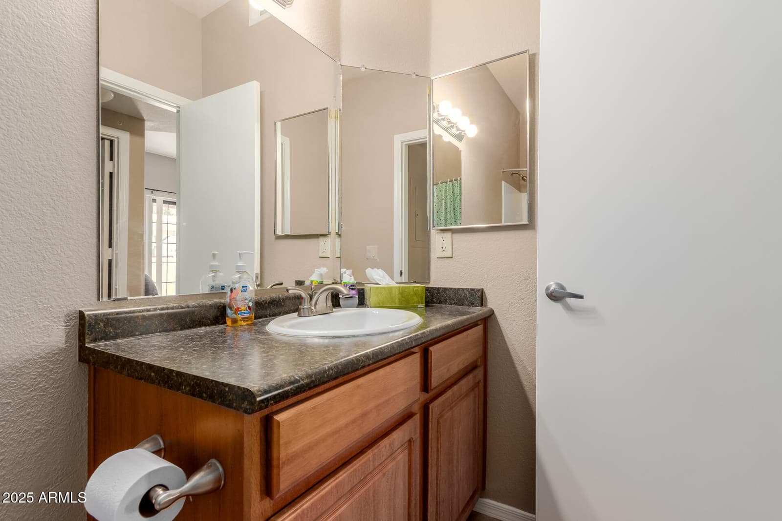 3434 E BASELINE Road 141, Phoenix, AZ 85042 — photo 18 of 39