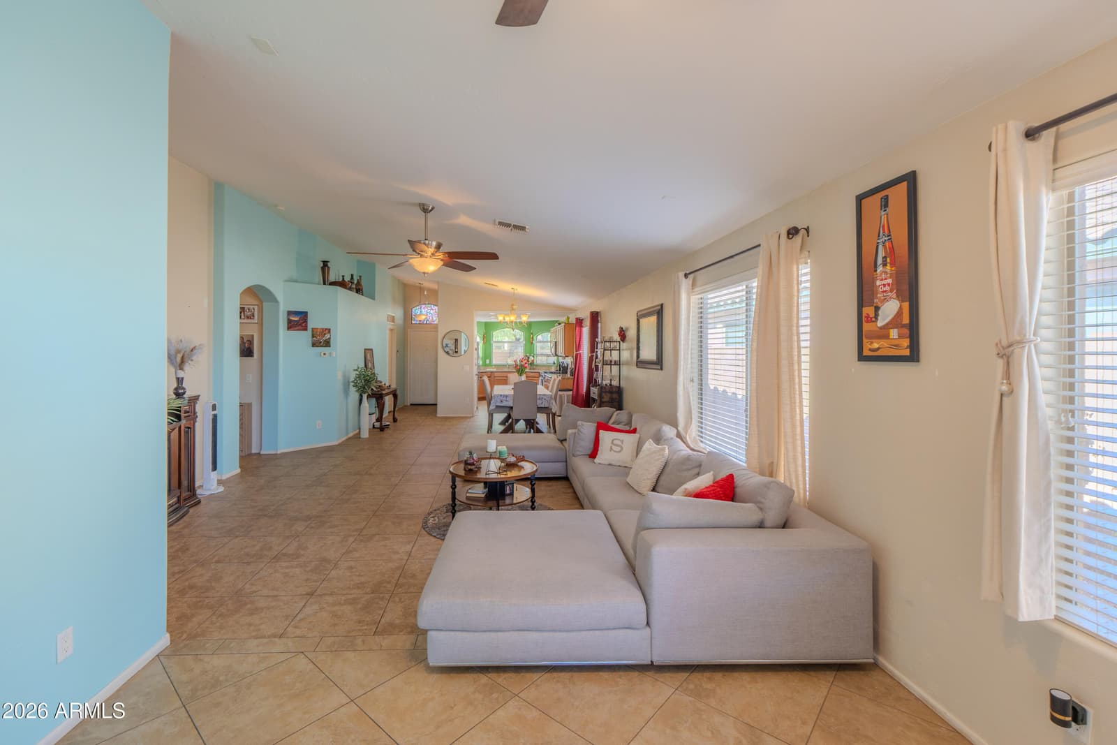 2907 E WHISPERING WIND Drive, Phoenix, AZ 85024 — photo 10 of 28