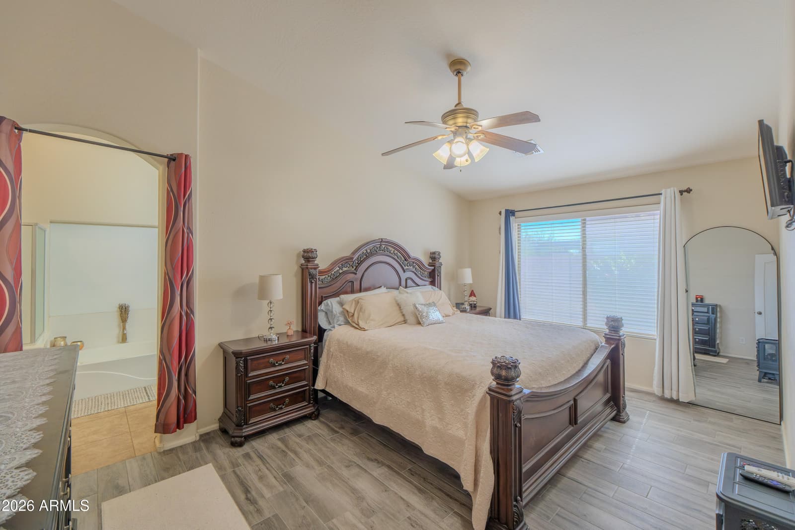 2907 E WHISPERING WIND Drive, Phoenix, AZ 85024 — photo 12 of 28