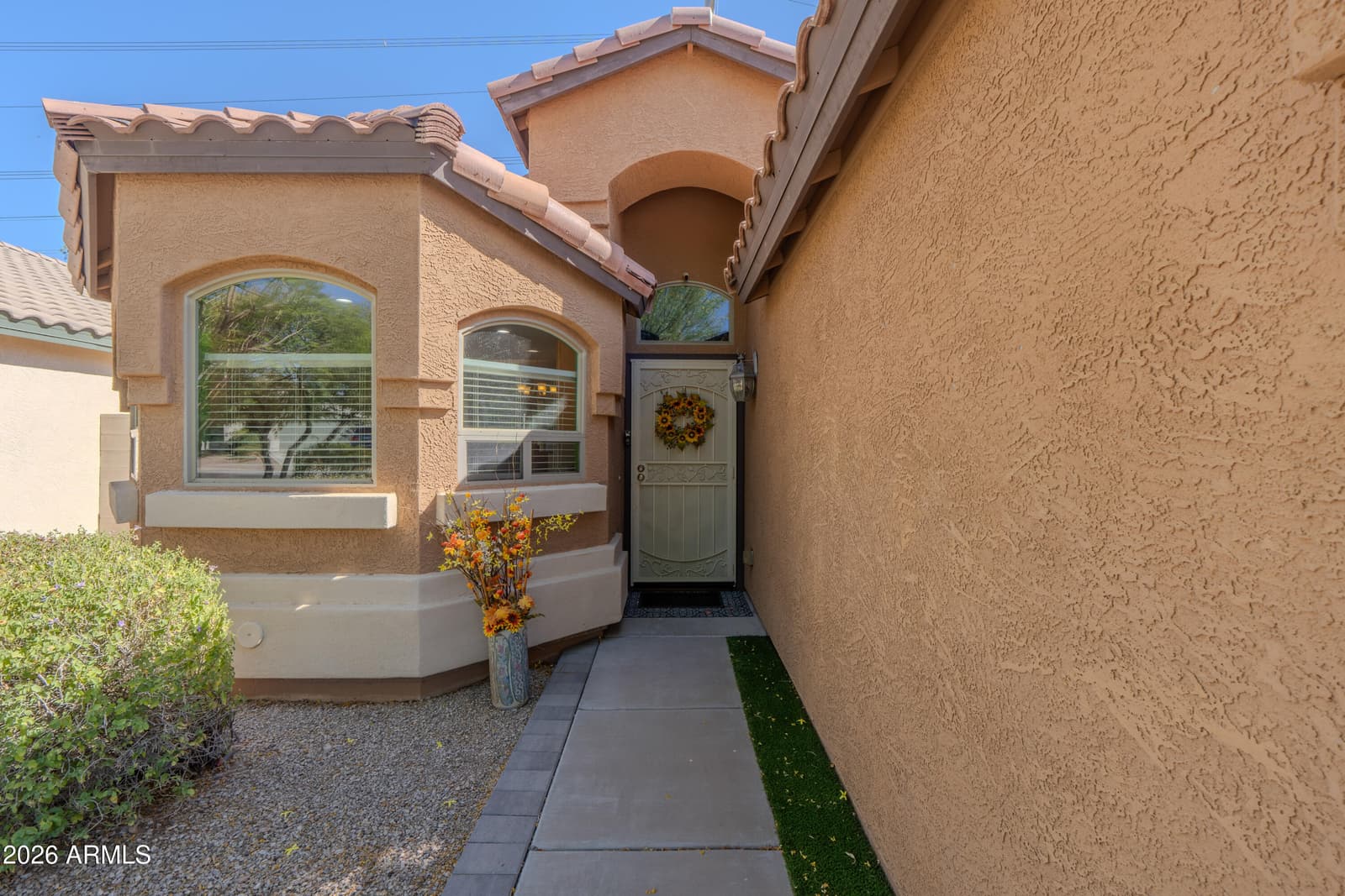 2907 E WHISPERING WIND Drive, Phoenix, AZ 85024 — photo 3 of 28