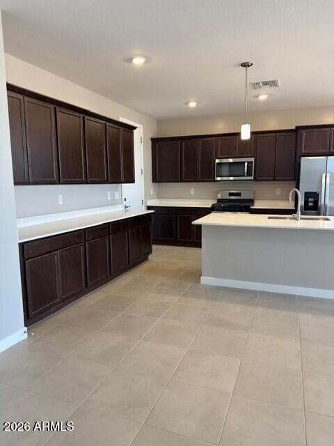 2808 E PADUA Avenue, San Tan Valley, AZ 85143 — photo 3 of 10