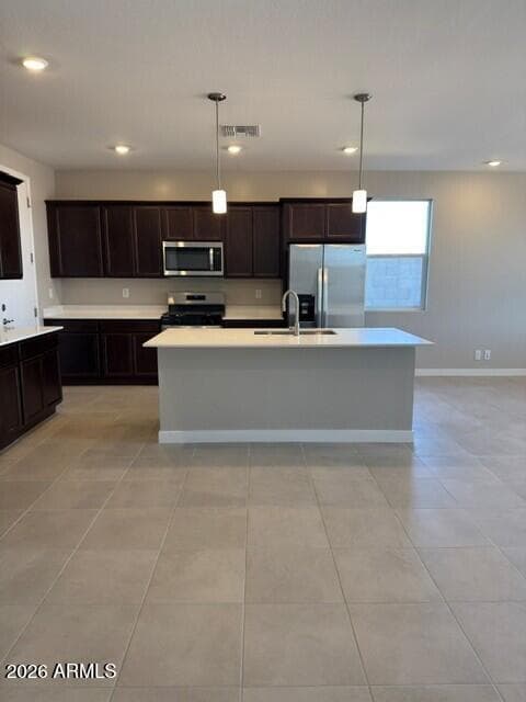 2808 E PADUA Avenue, San Tan Valley, AZ 85143 — photo 4 of 10
