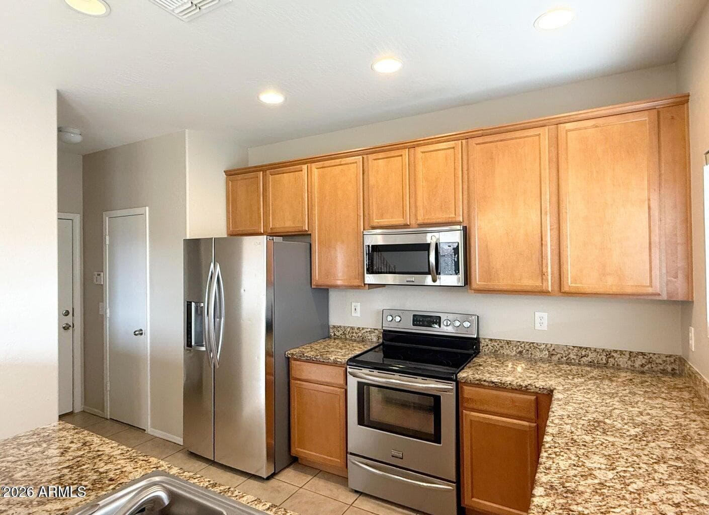 2221 N 94th Avenue, Phoenix, AZ 85037 — photo 6 of 16