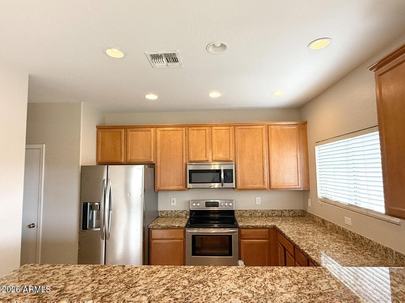 2221 N 94th Avenue, Phoenix, AZ 85037 — photo 5 of 16