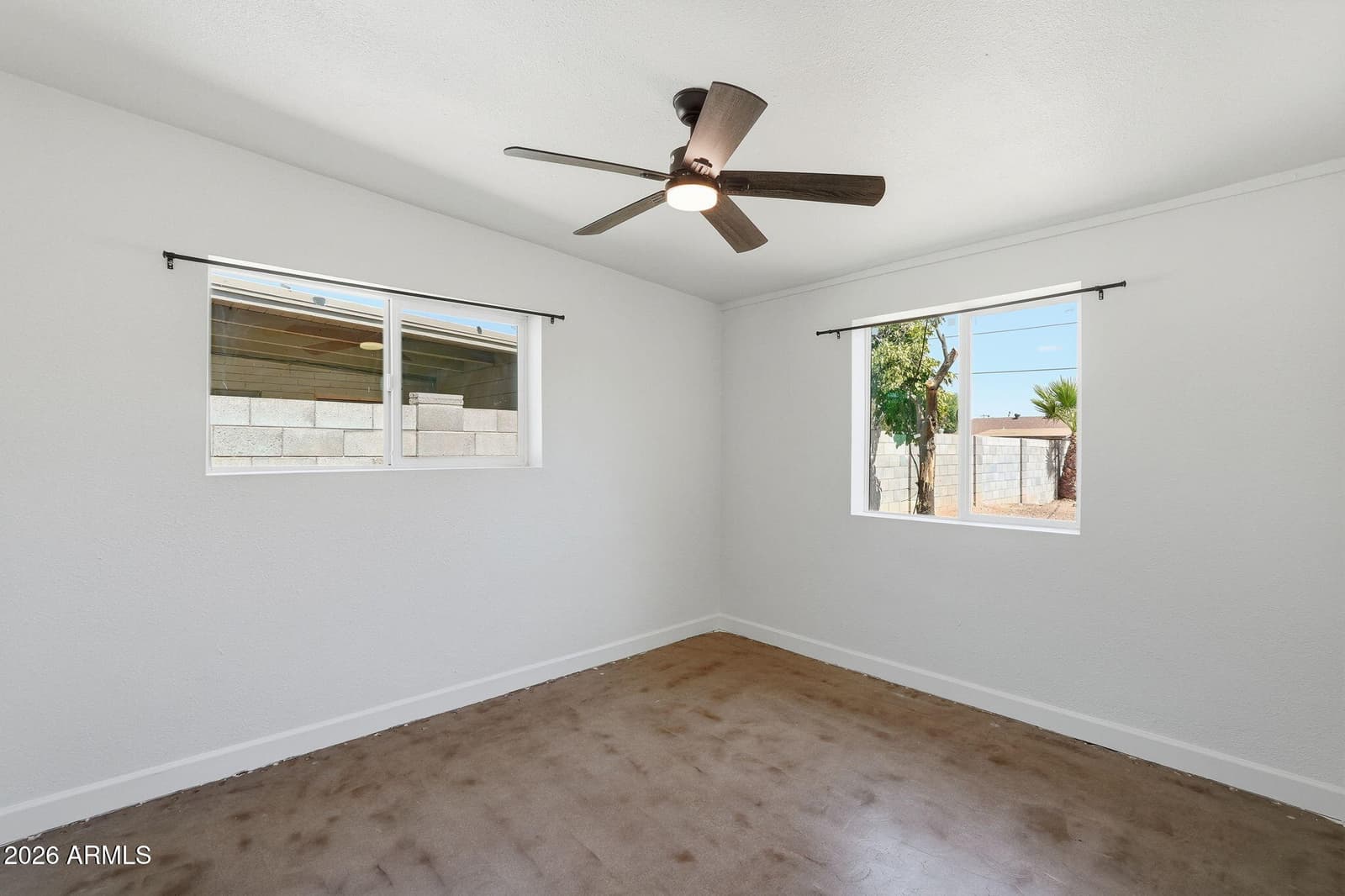2230 W CAMBRIDGE Avenue, Phoenix, AZ 85009 — photo 17 of 28