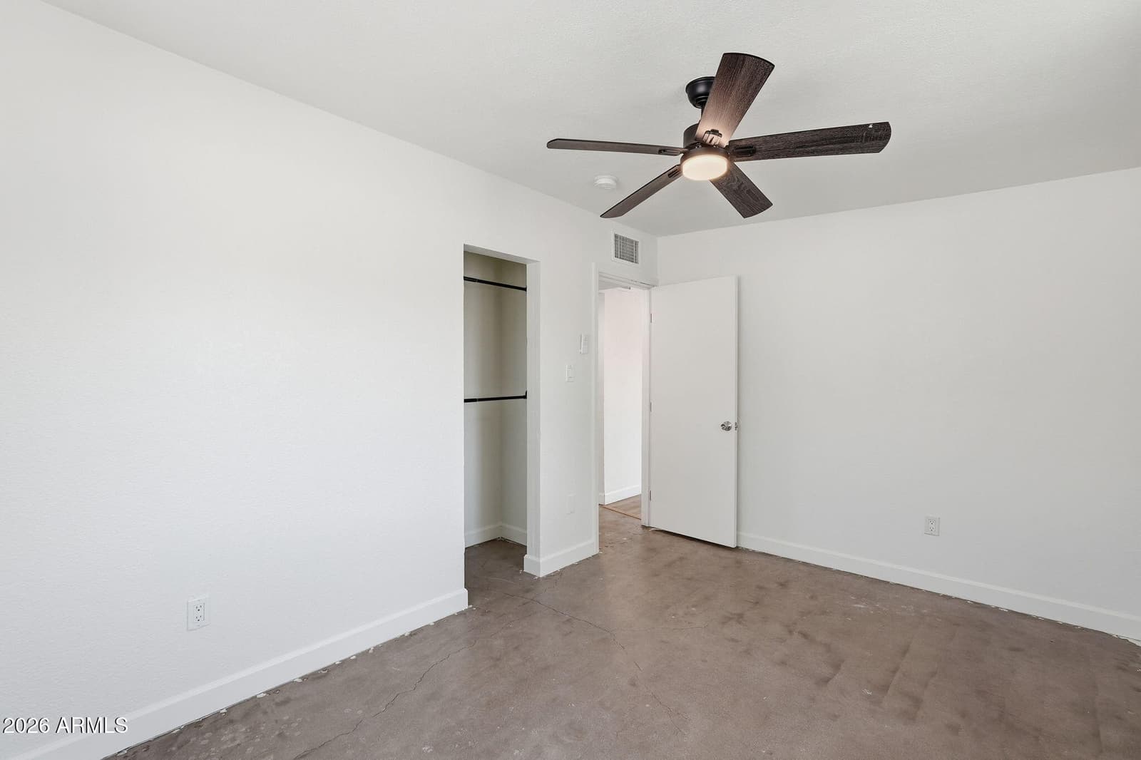 2230 W CAMBRIDGE Avenue, Phoenix, AZ 85009 — photo 20 of 28