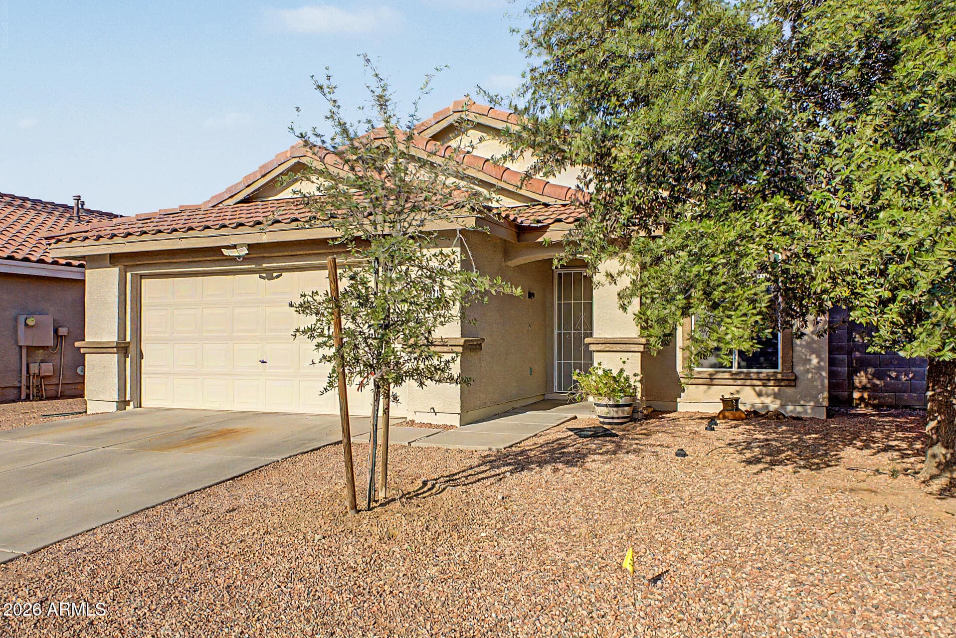 12421 N 42ND Drive, Phoenix, AZ 85029 — photo 6 of 38
