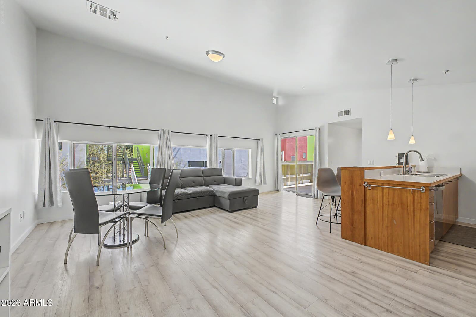 1111 W UNIVERSITY Drive 2020, Tempe, AZ 85281 — photo 1 of 28