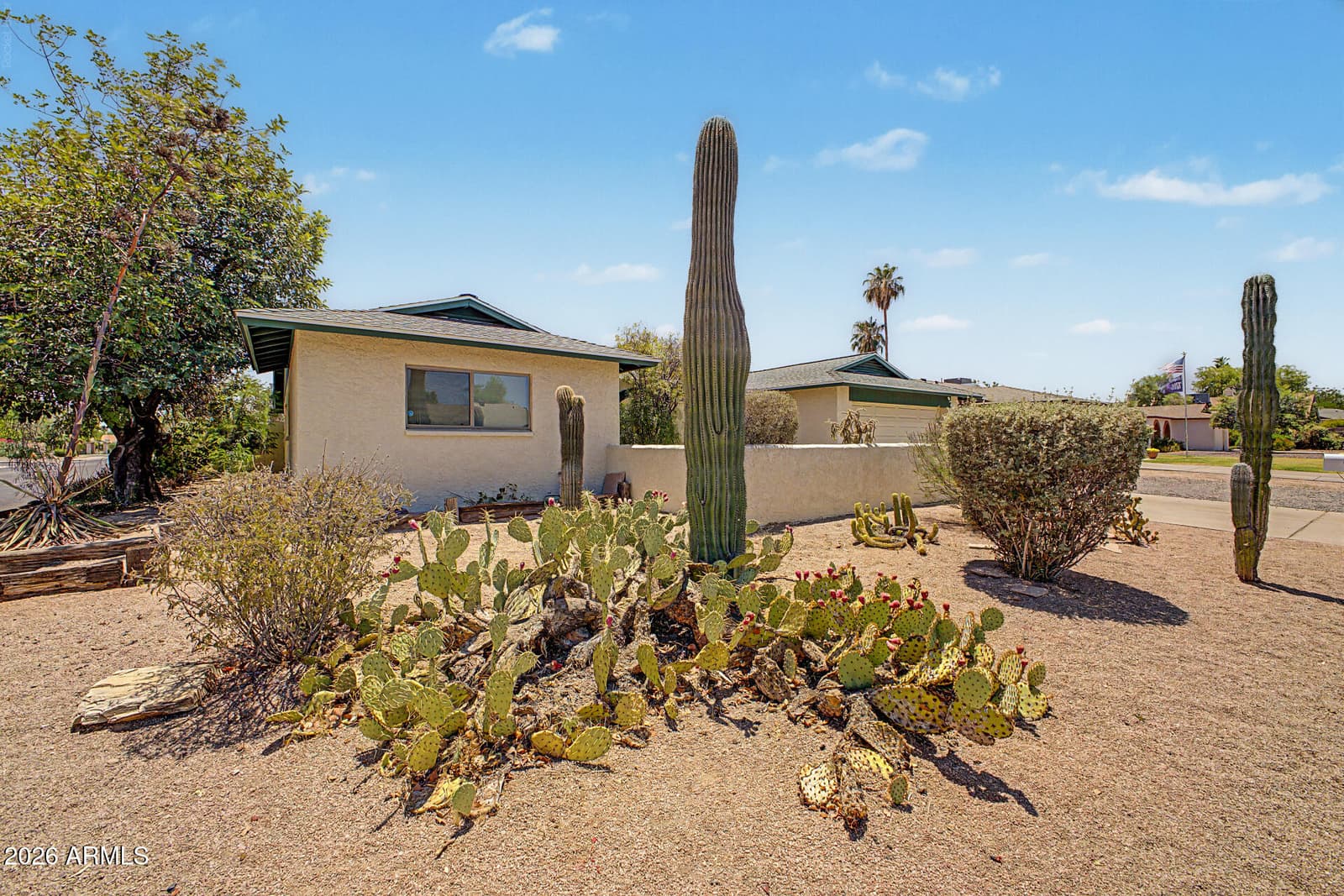 639 W STRAHAN Drive, Tempe, AZ 85283 — photo 2 of 40