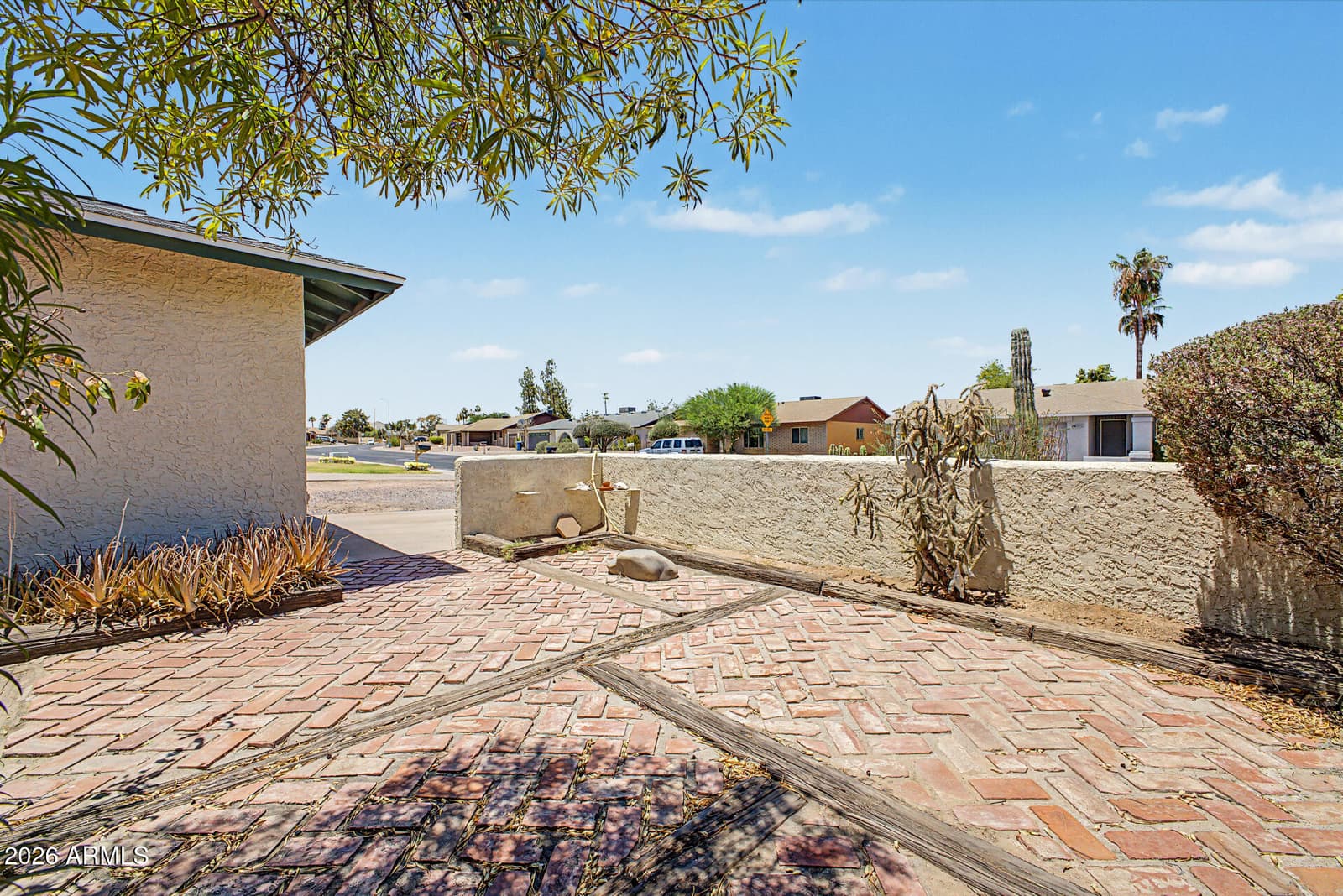 639 W STRAHAN Drive, Tempe, AZ 85283 — photo 5 of 40