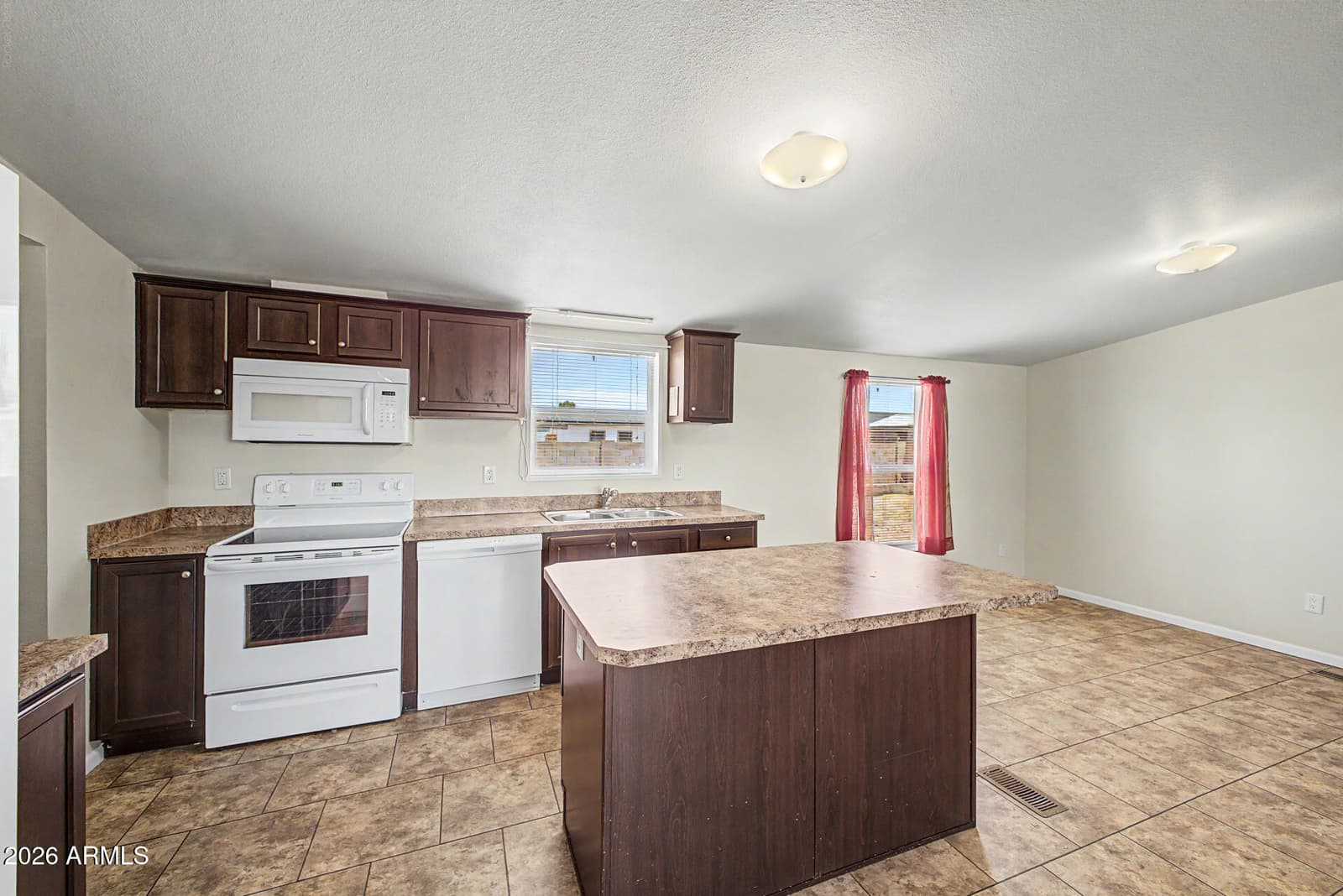7114 W WANDA LYNN Lane, Peoria, AZ 85382 — photo 16 of 36