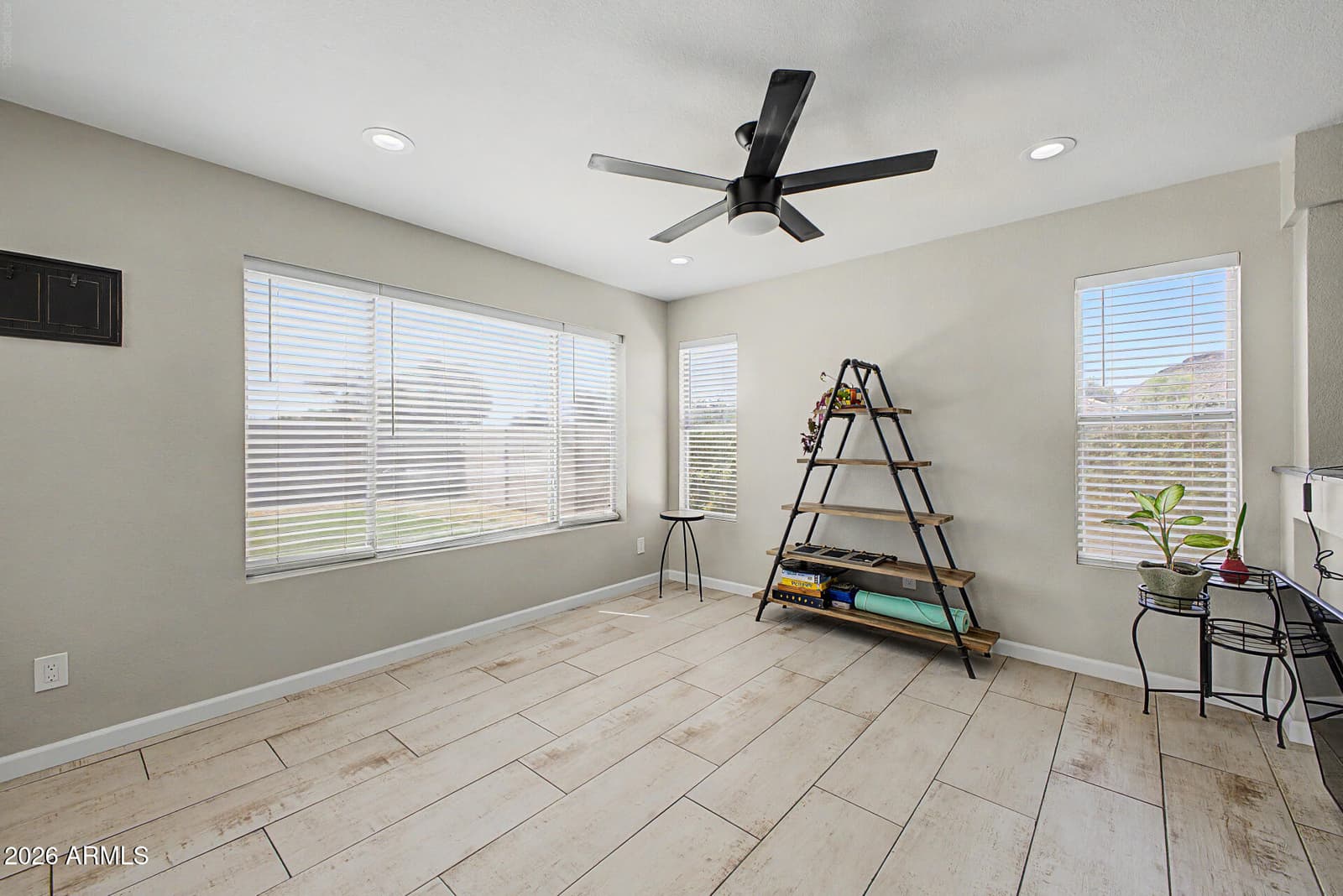 19642 N 50TH Drive, Glendale, AZ 85308 — photo 11 of 38