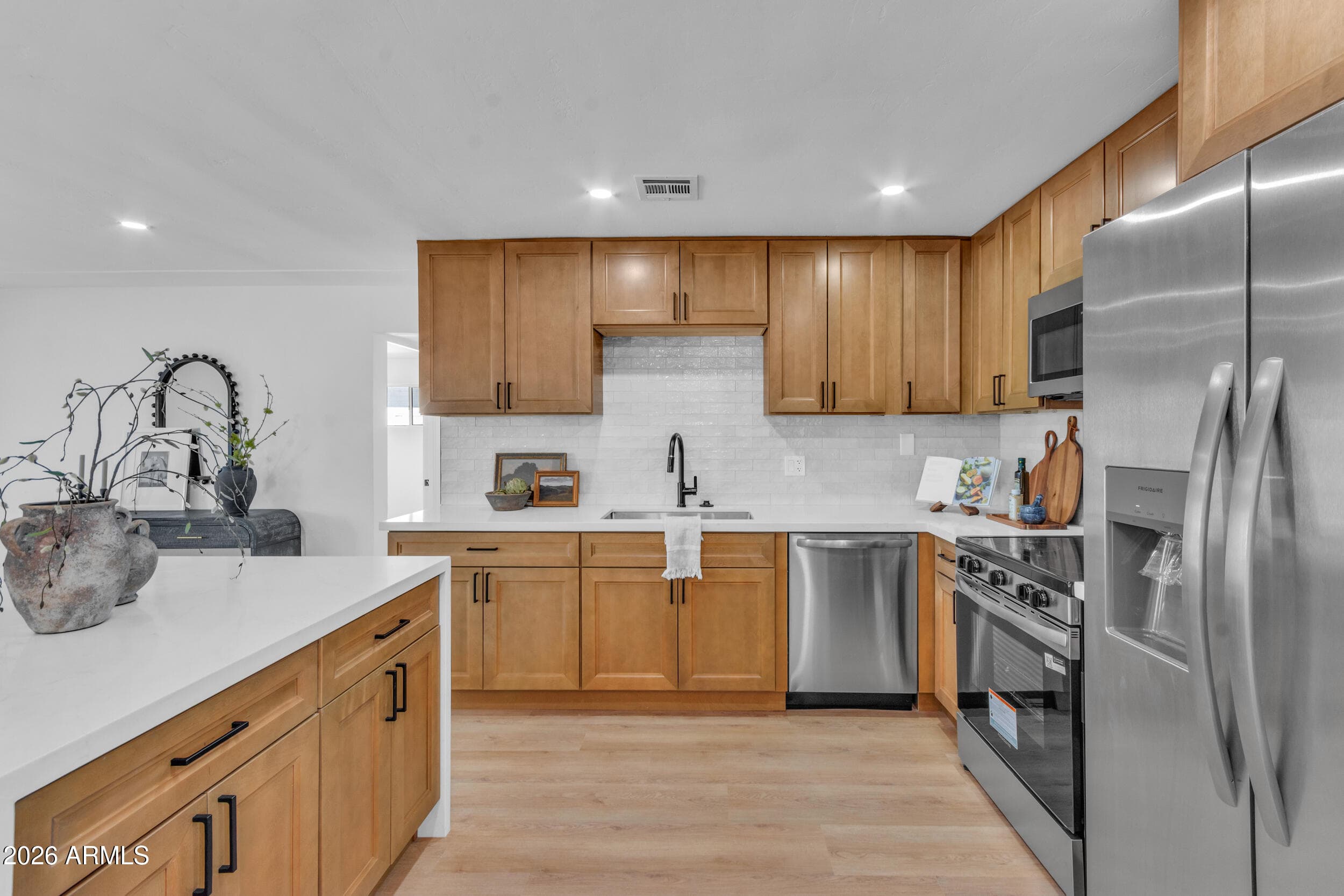 618 W 12TH Street, Tempe, AZ 85281 — photo 11 of 35