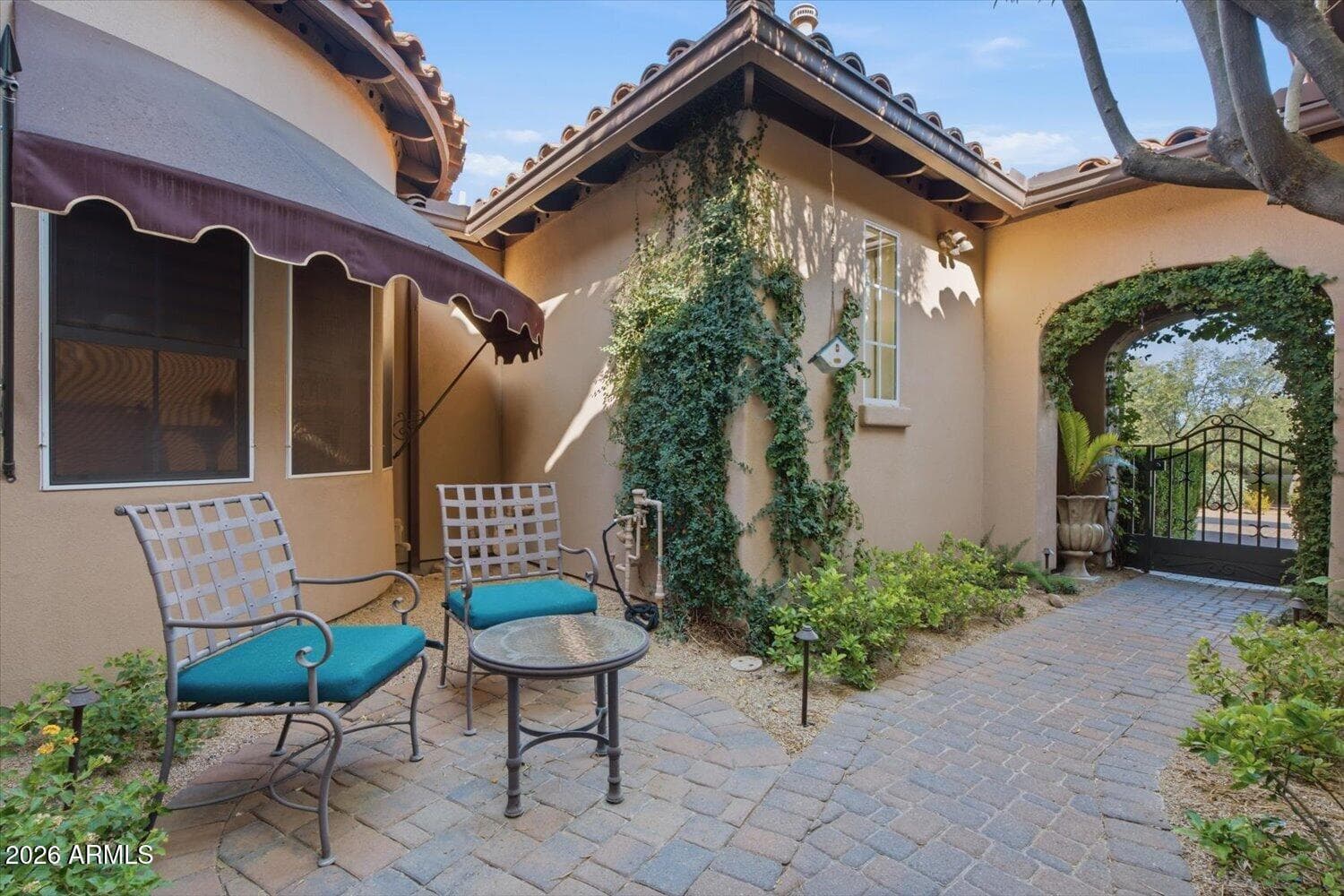 8932 E MOUNTAIN SPRING Road, Scottsdale, AZ 85255 — photo 7 of 56